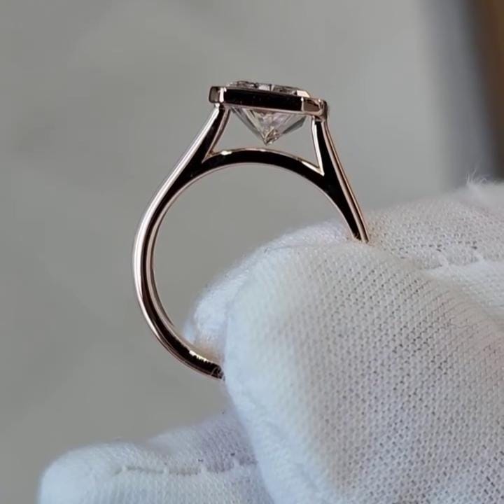 Radiant 3.00ct Lab Grown Diamond Bezel Setting Engagement Ring, EF Color, VS Clarity