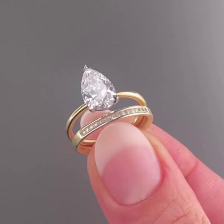 Pear 2.20tcw Lab Grown Diamond Solitaire Engagement Ring With Band, DEF Color, VVS-VS Clarity
