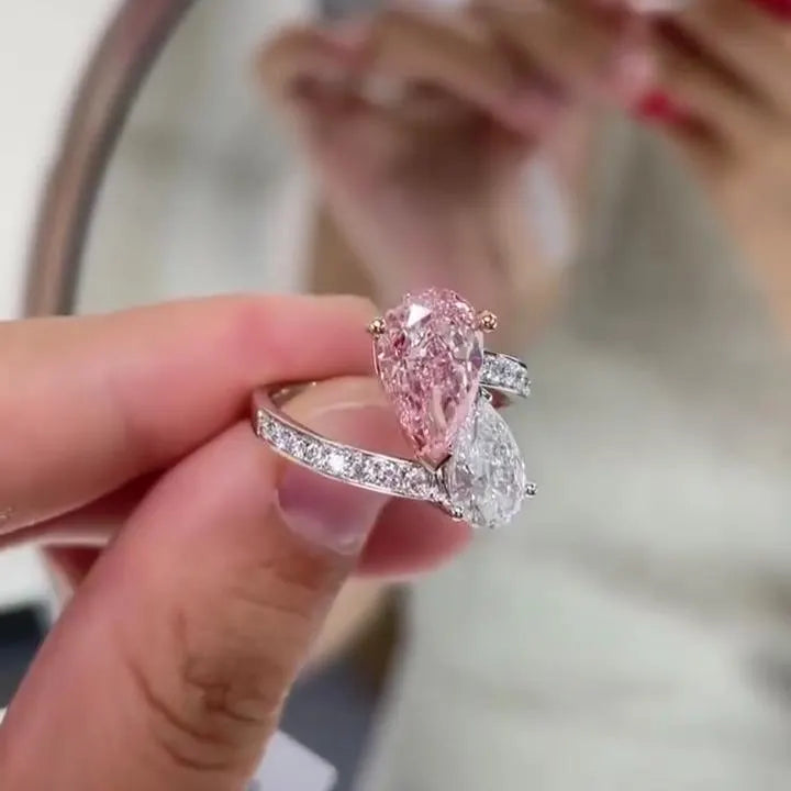 Pink And White Pear 2.80tcw Toi Et Moi Lab Diamond Ring | IGI Certified D-E-F VVS-VS