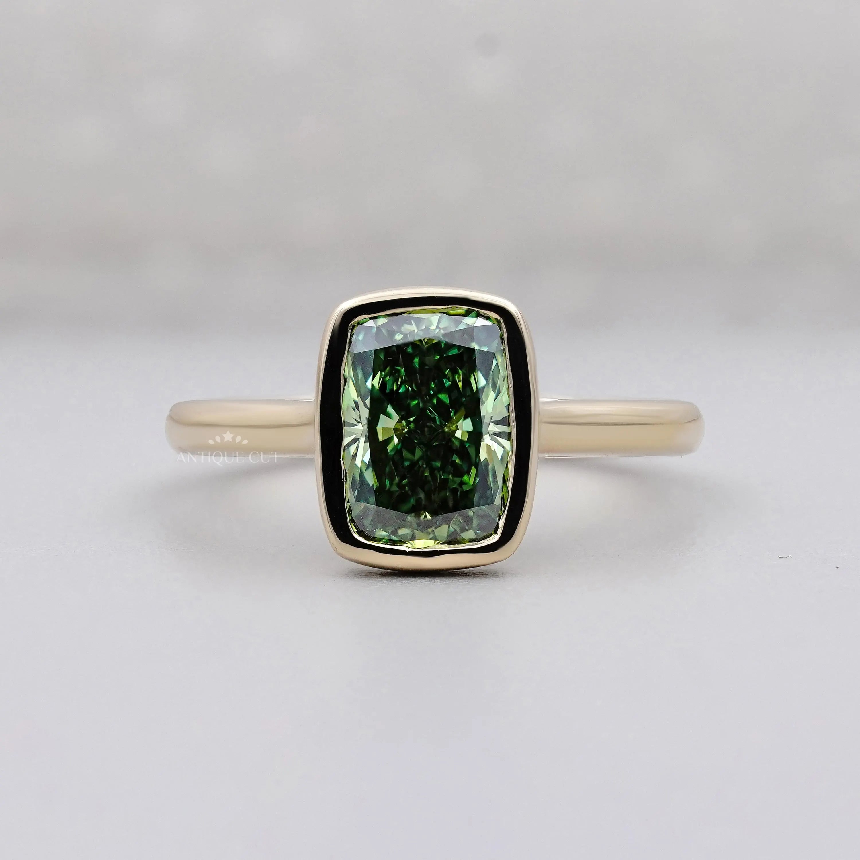 Custom engagement ring