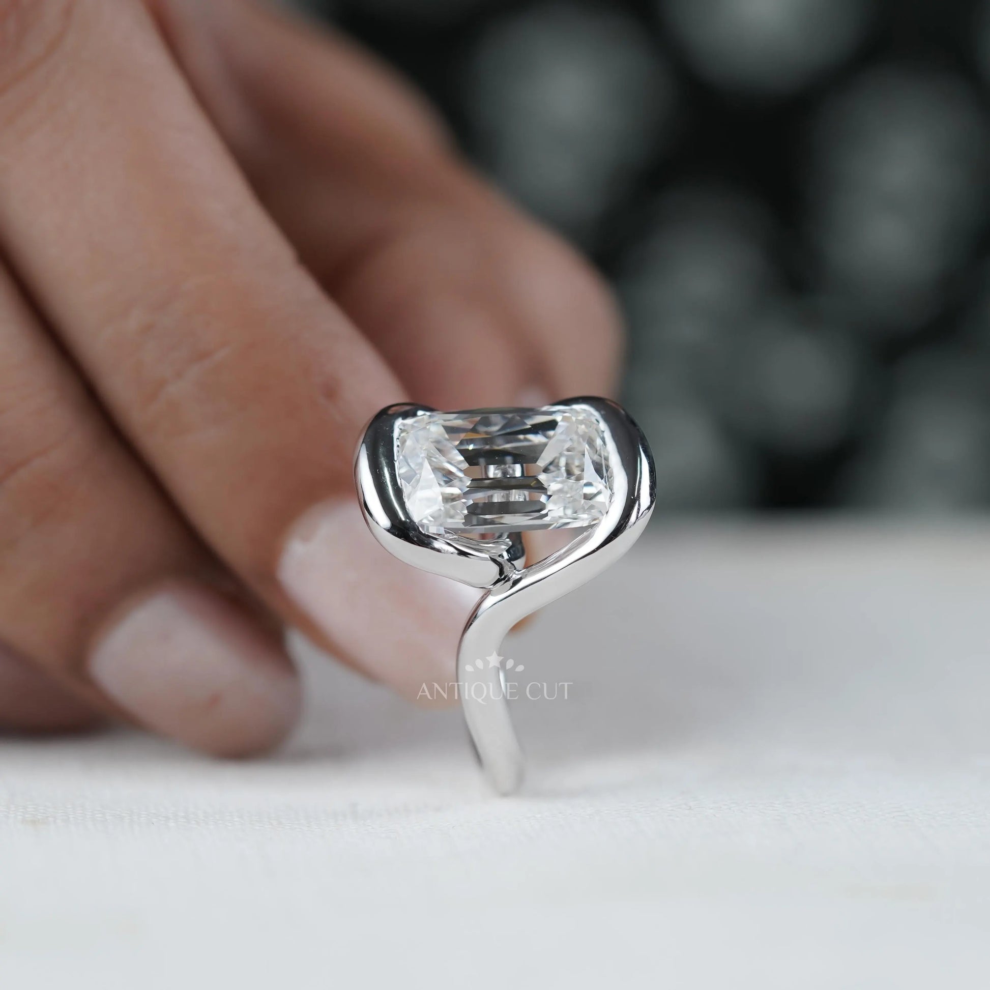 IGI Certified lab grown diamond vintage bridal jewelry