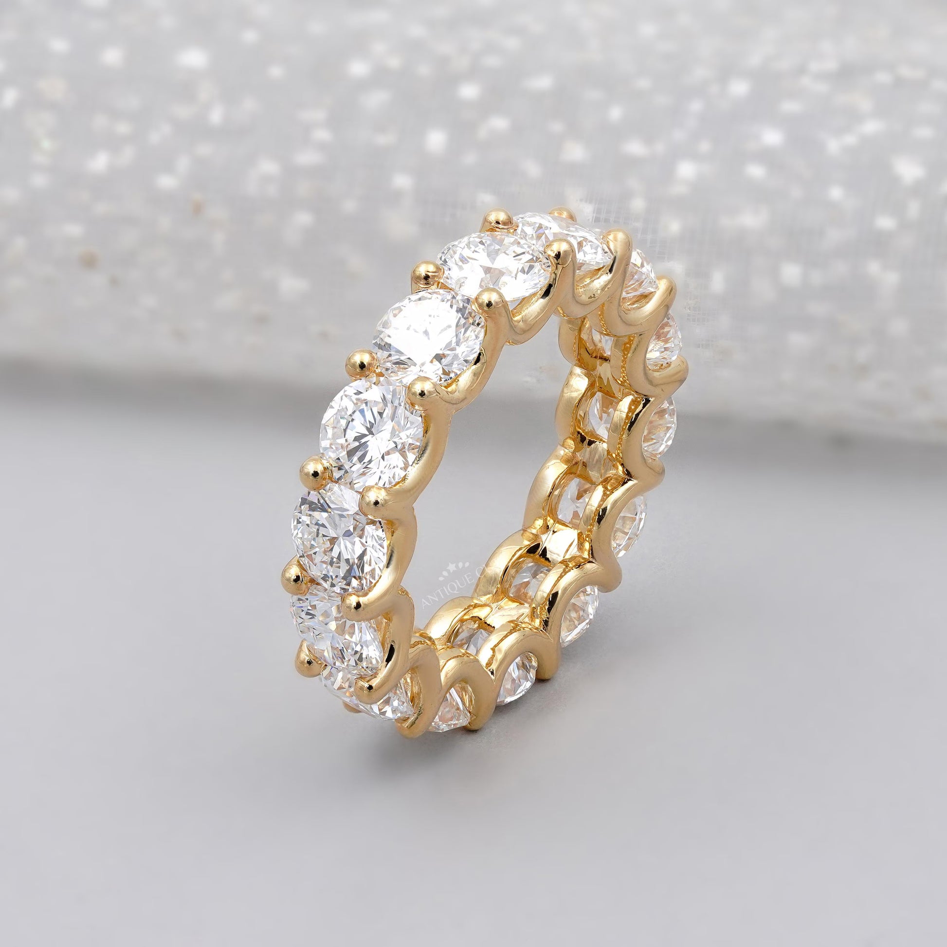 Round Cut Diamond Eternity Band