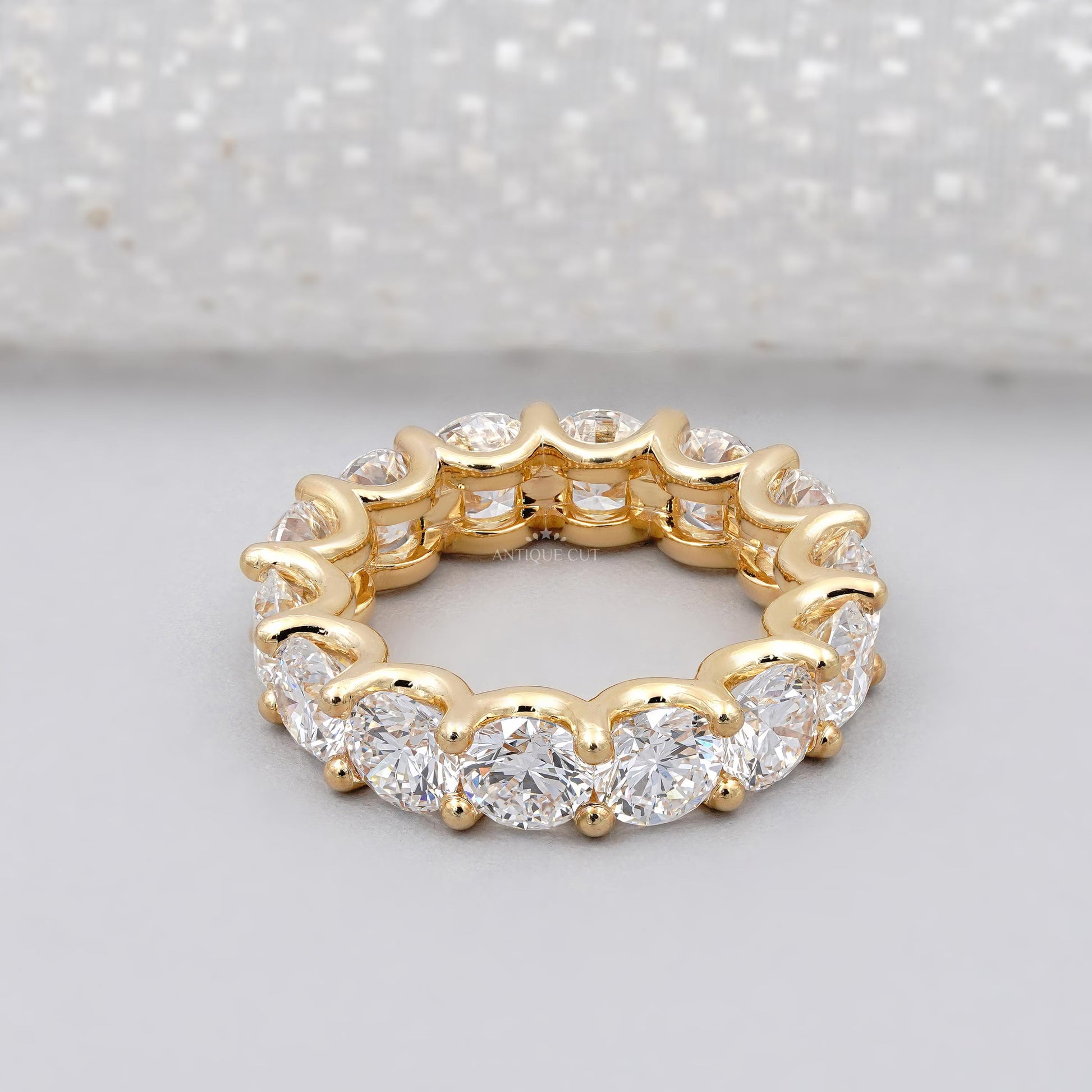 Round Cut Diamond Eternity Band
