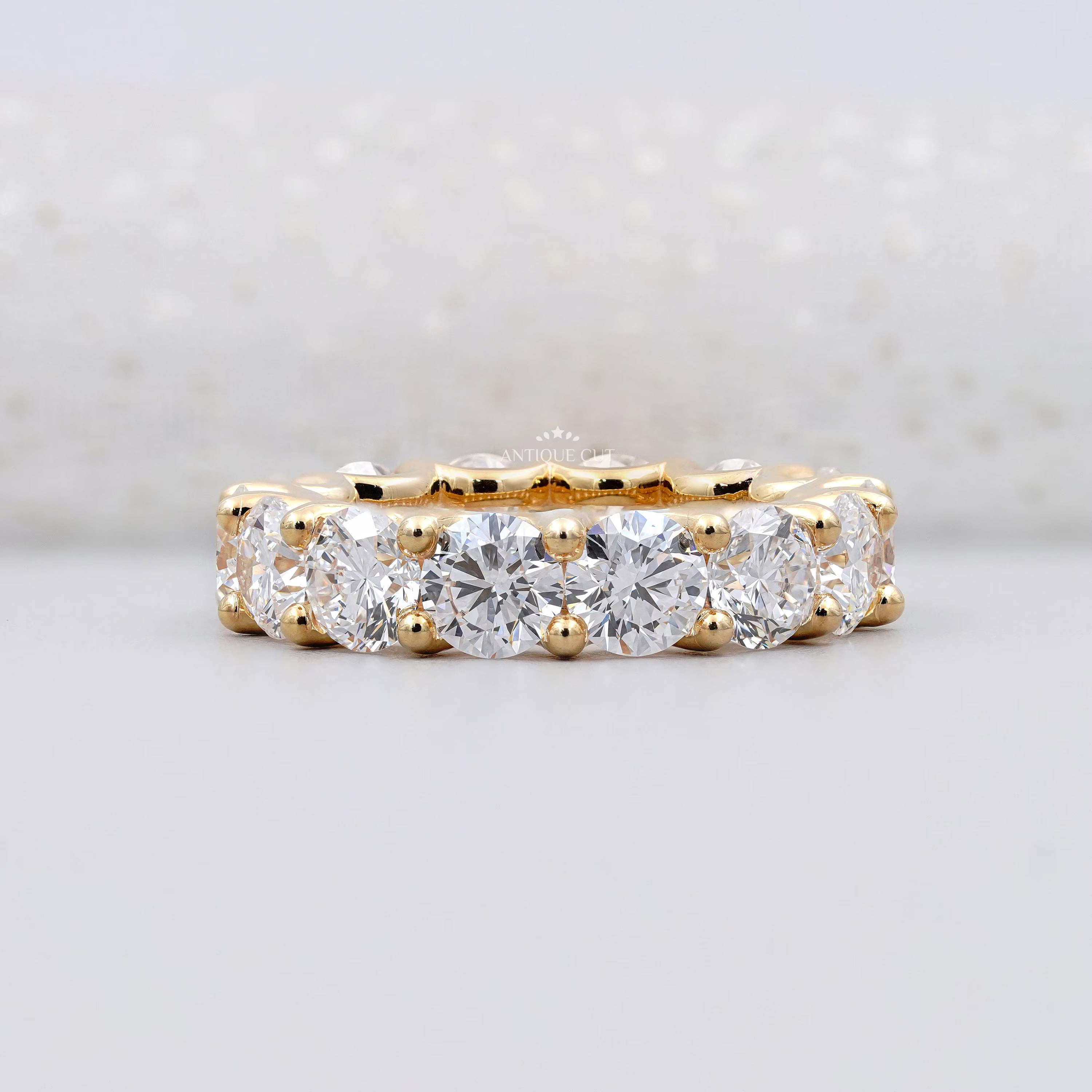 Round Cut Diamond Eternity Band