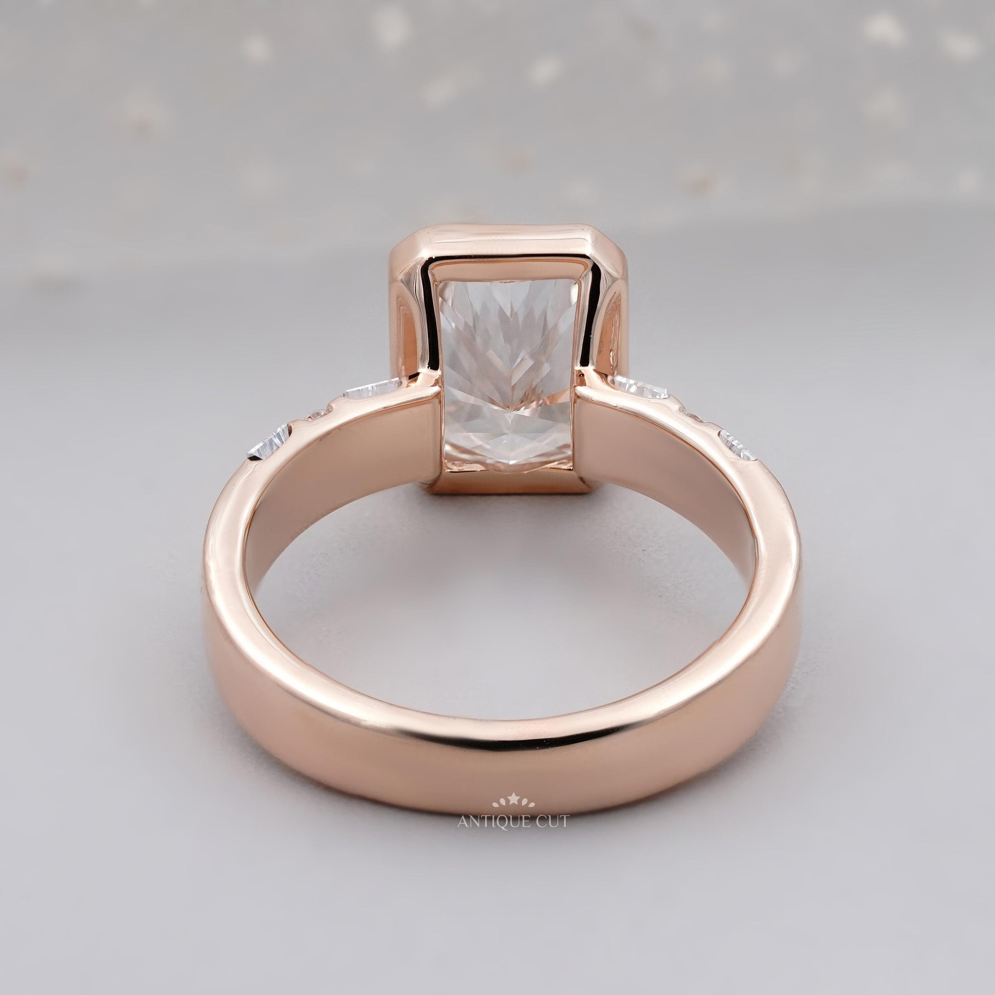Modern bezel engagement ring setting