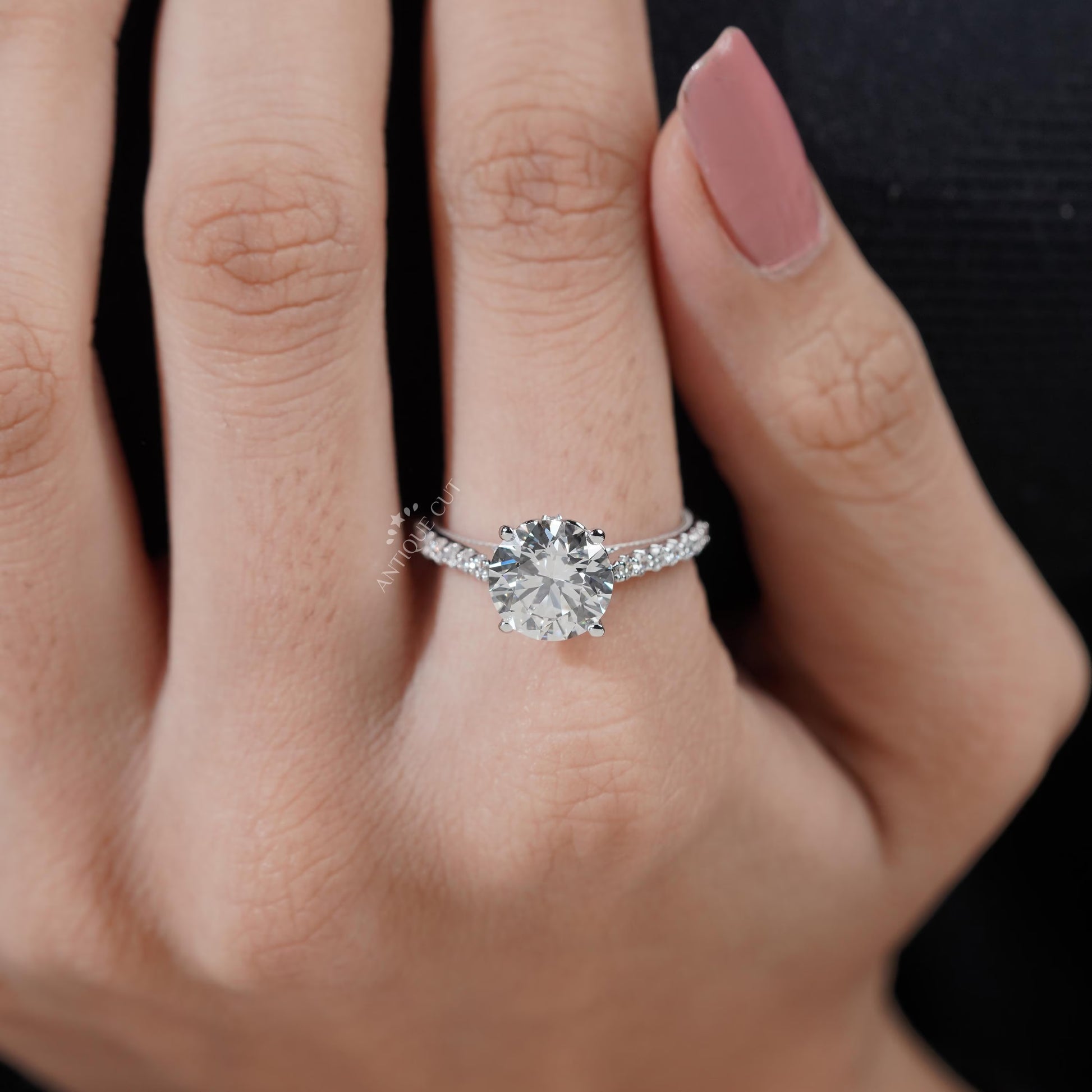 Classic round cut engagement ring in white gold