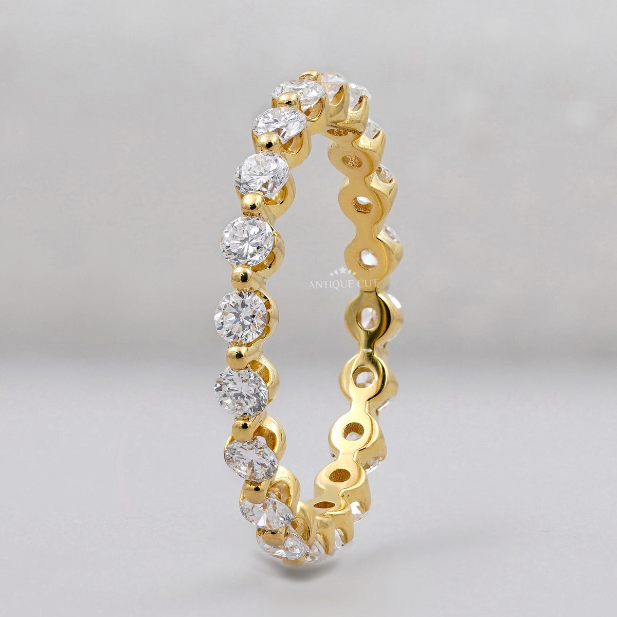 Round Diamond Wedding Band
