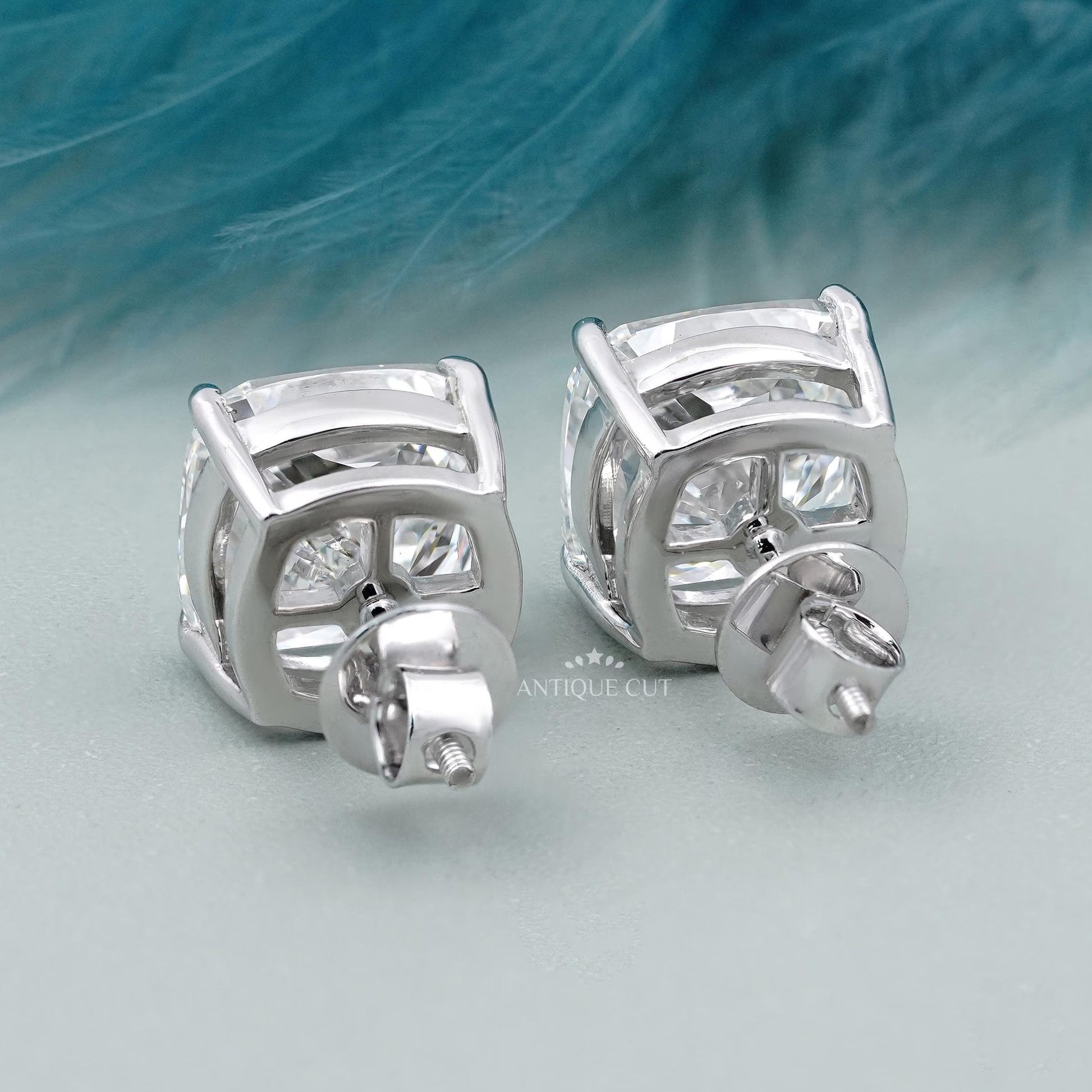 IGI certified cushion cut diamond stud earrings