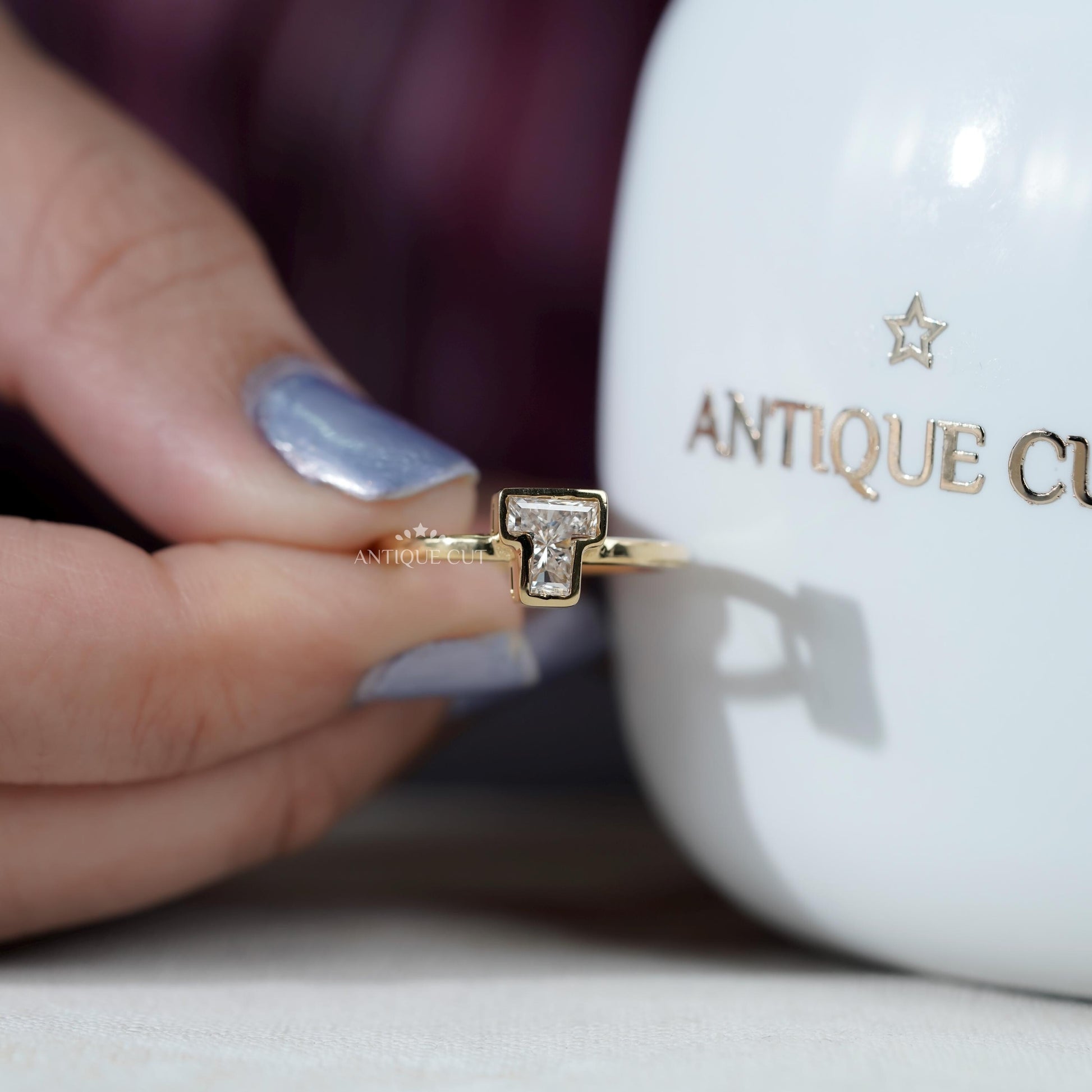 Statement T alphabet diamond ring yellow gold