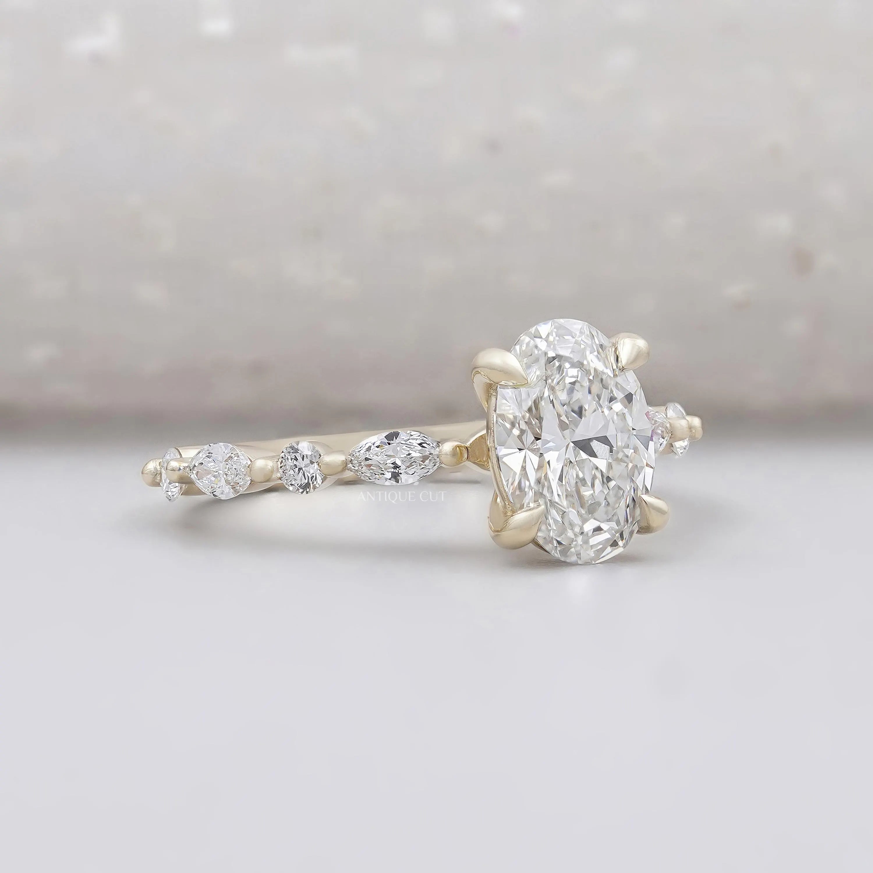 Yellow gold oval wedding ring close-up