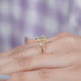 Brillant cushion cut diamond ring with kite side accents