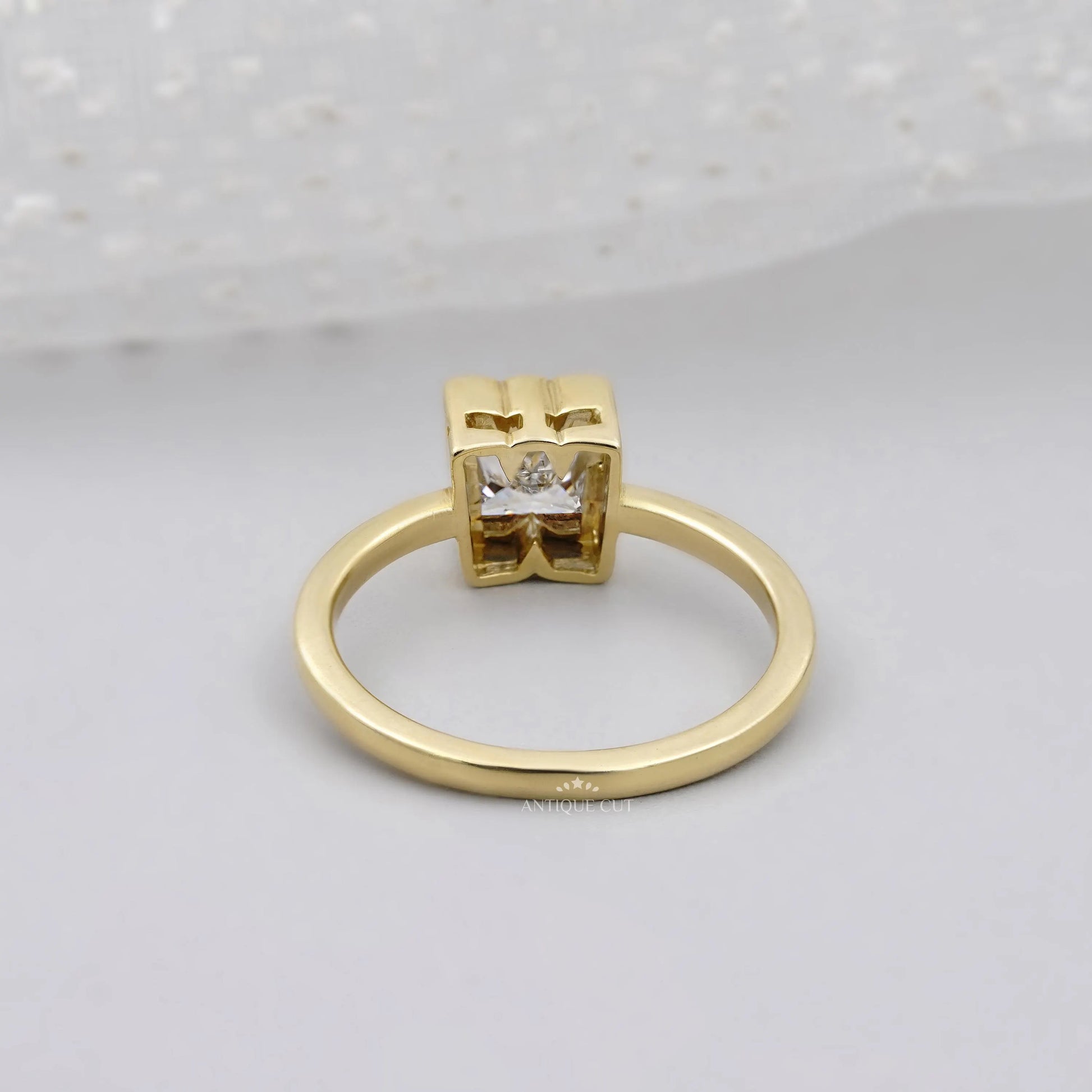Yellow gold W letter diamond solitaire ring