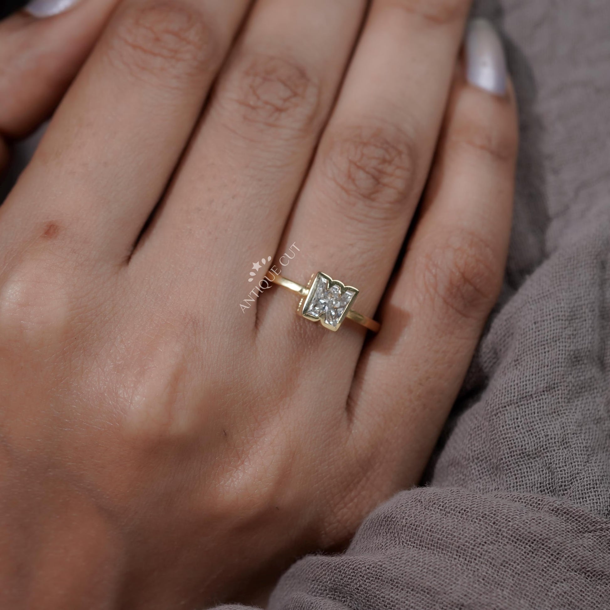Luxury personalized diamond initial ring by Antiquecut