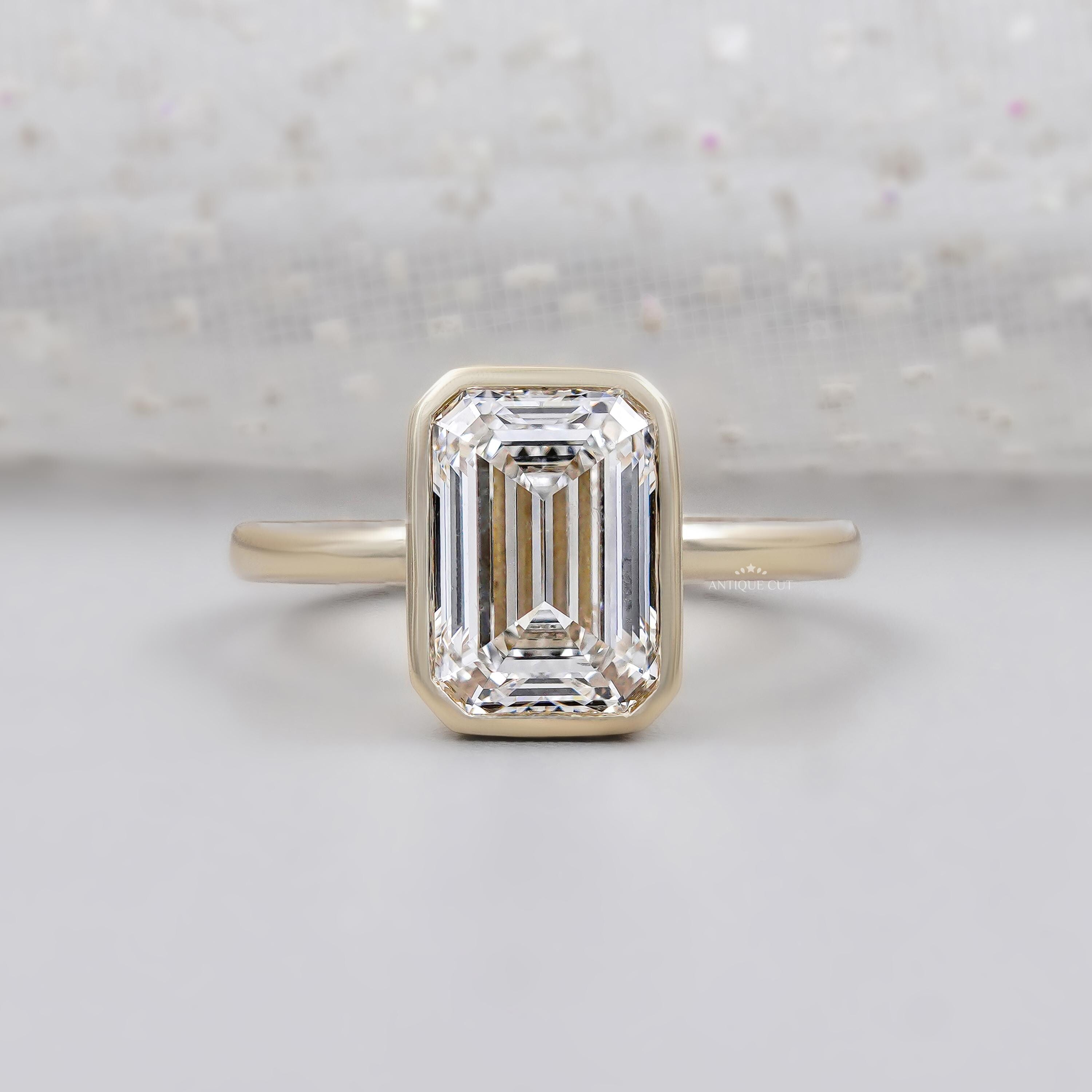Emerald Engagement Ring Bezel Set Solitaire Diamond in Yellow Gold IGI Certified