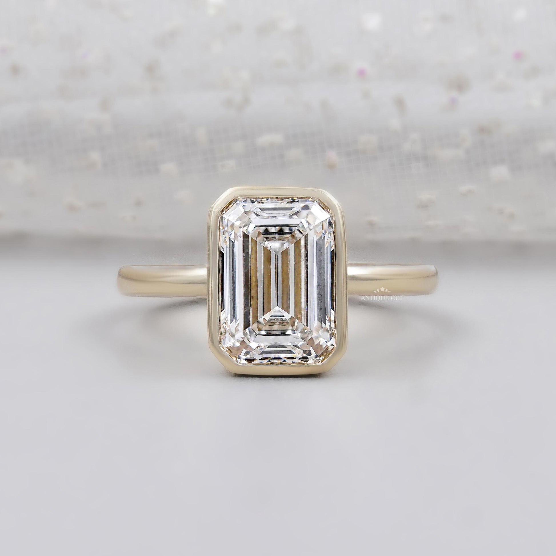 Emerald Engagement Ring Bezel Set Solitaire Diamond in Yellow Gold IGI Certified