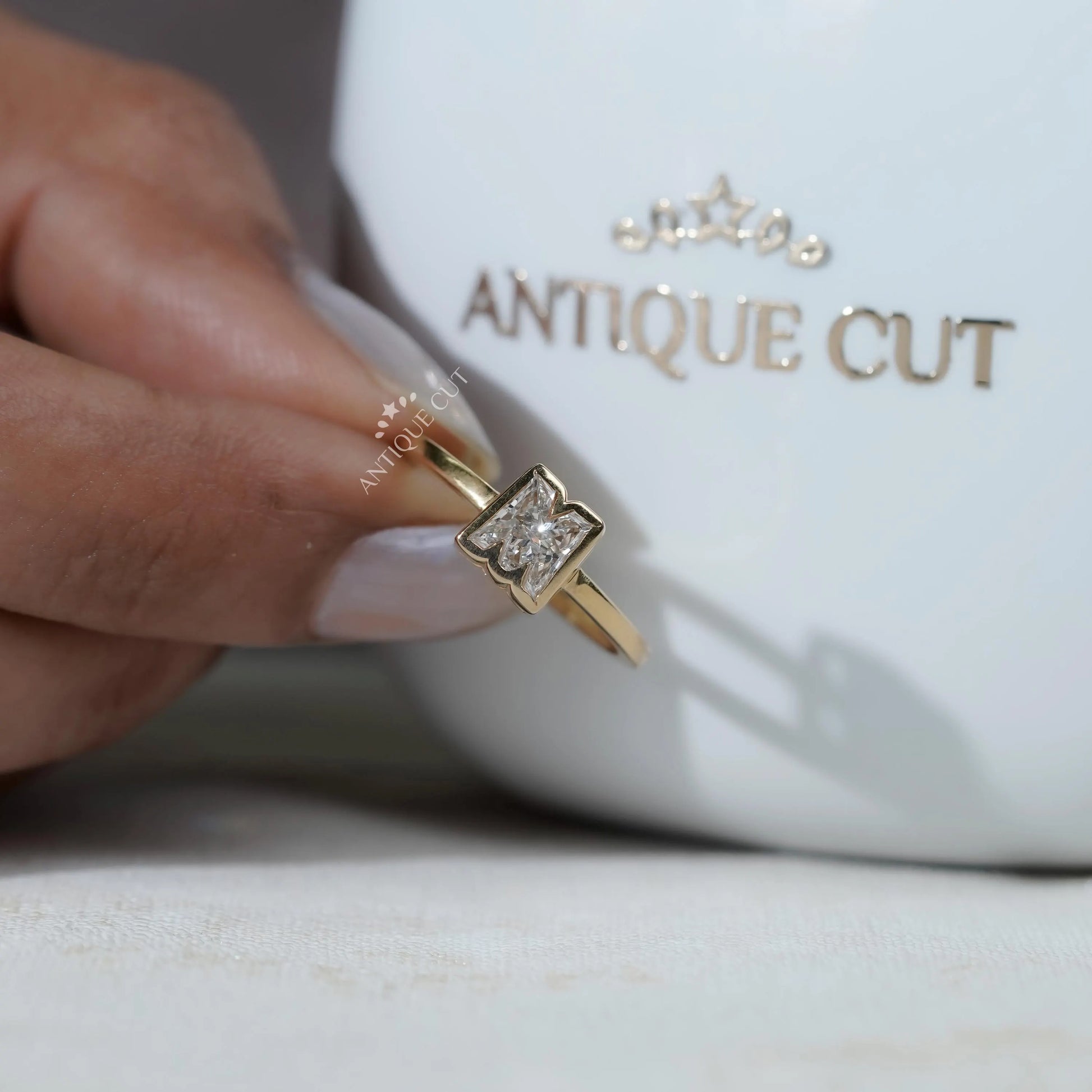 Modern M alphabet lab diamond ring