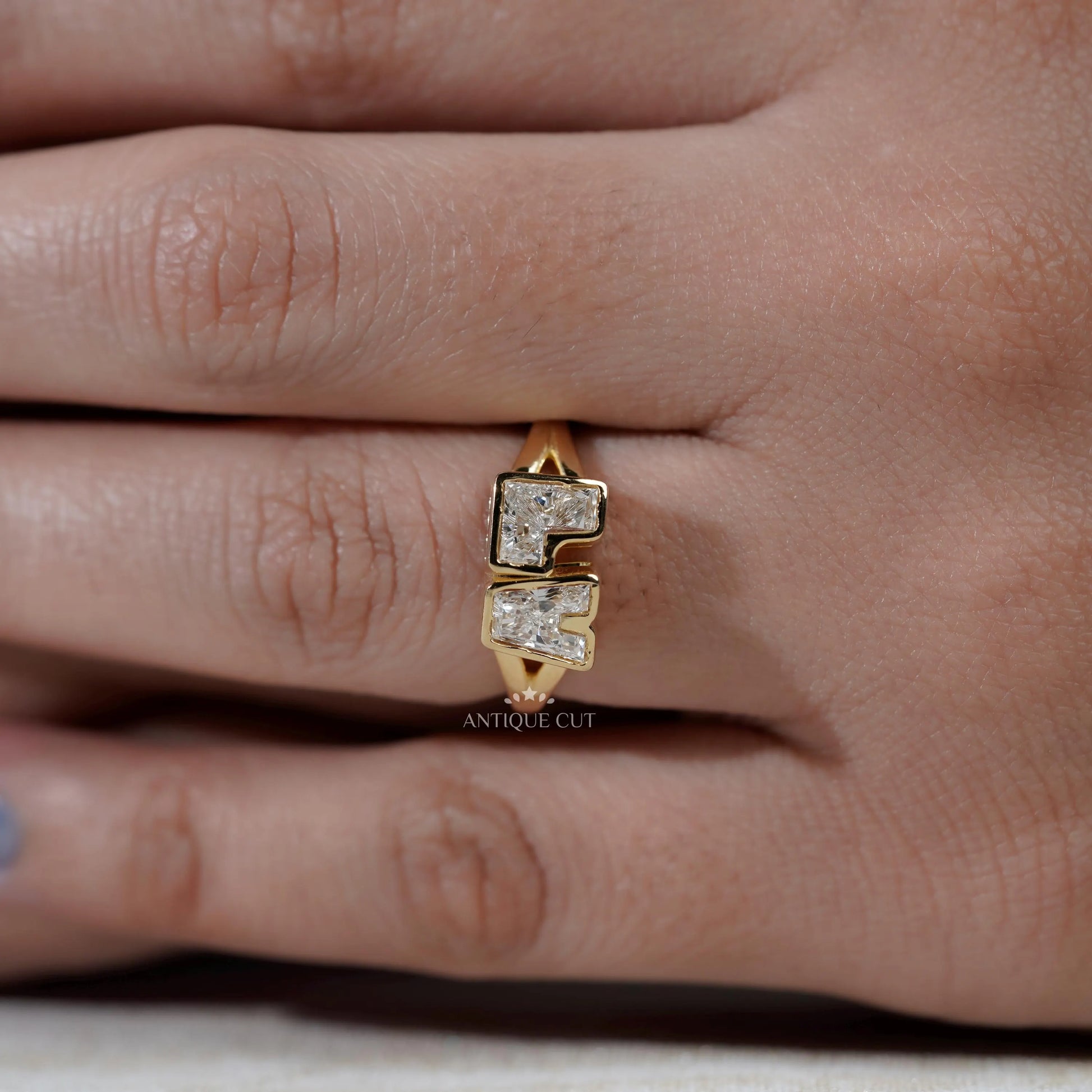 LV gold letter ring for women