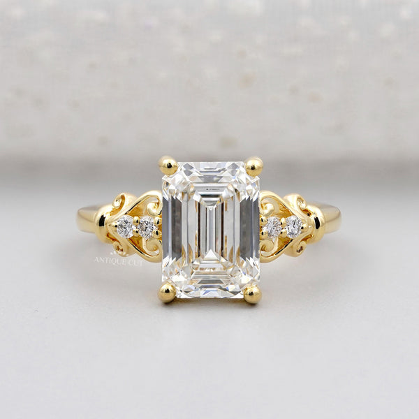 Emerald Cut Ring With Filigree Side Stones
