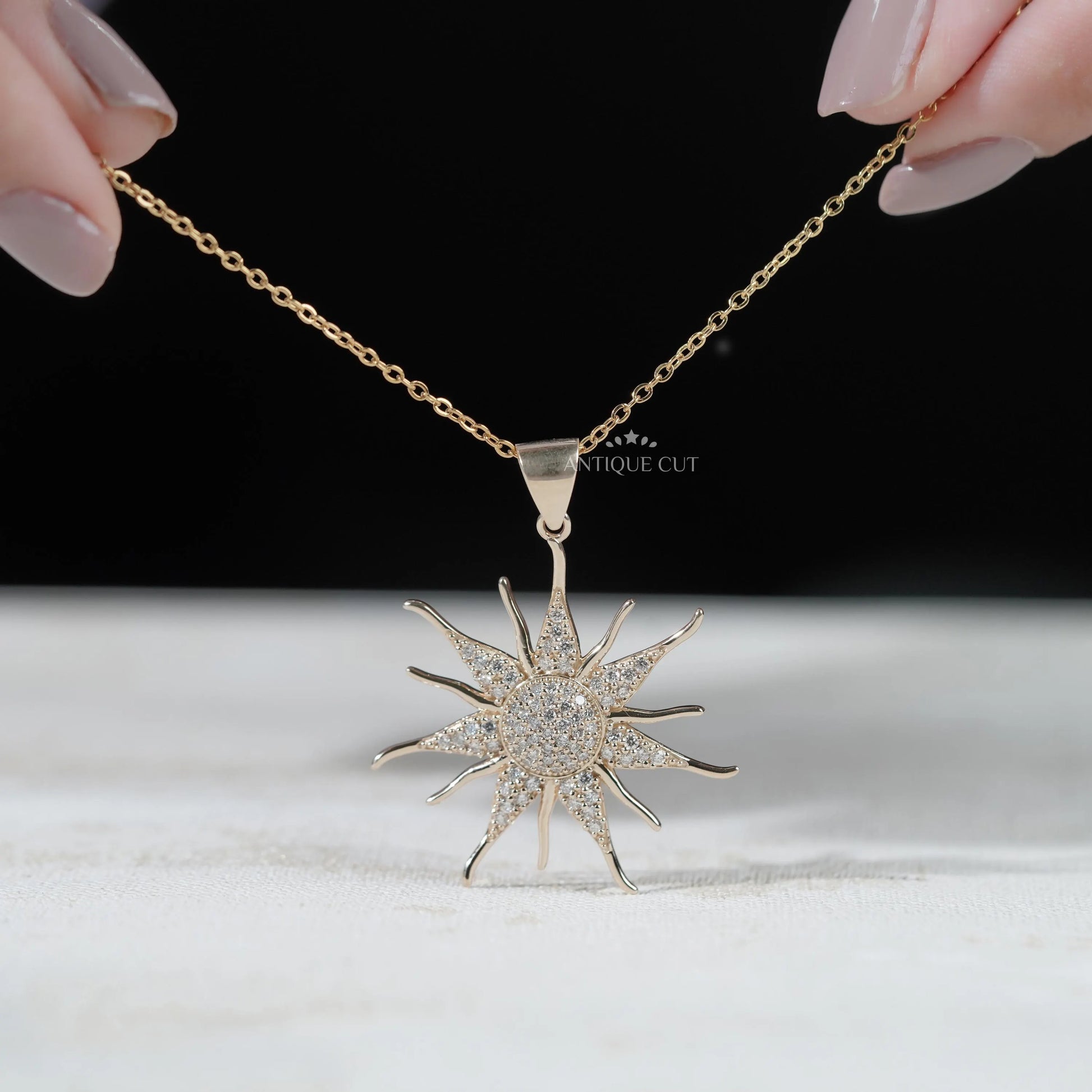 Sustainable lab grown diamond pendant