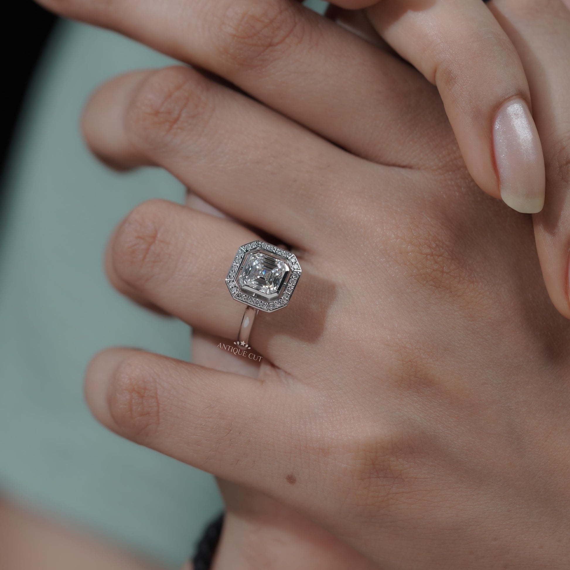 IGI Certified lab grown diamond halo engagement ring