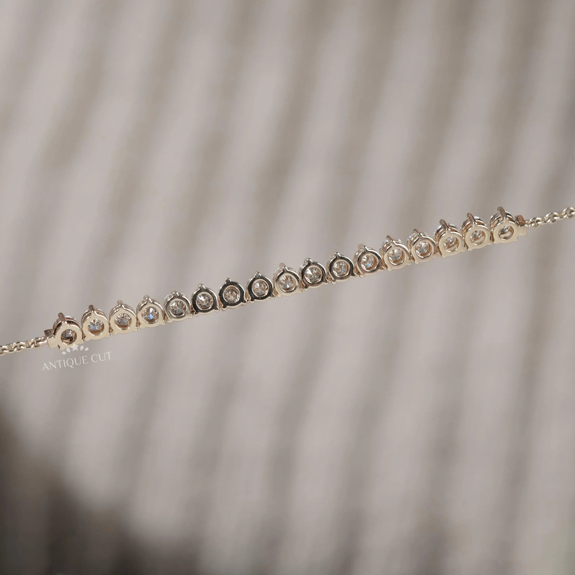 Sleek yellow gold diamond bar pendant