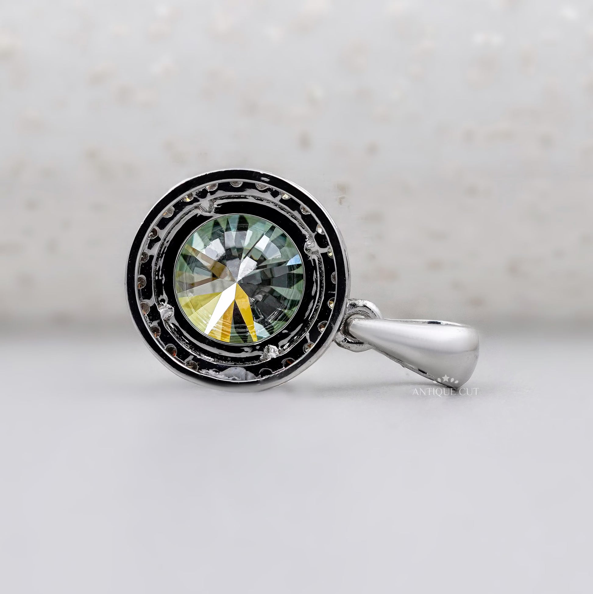 Elegant halo green diamond pendant design