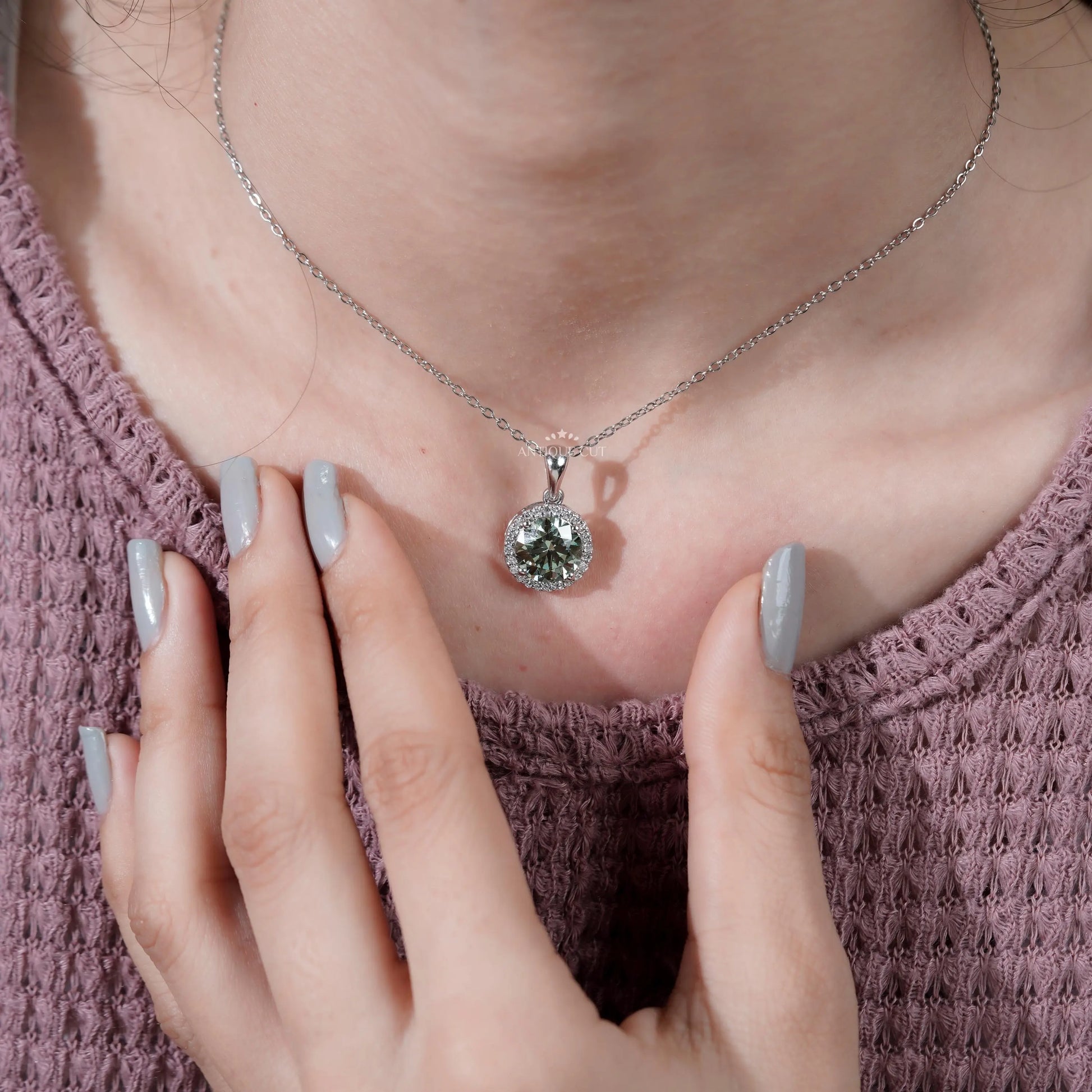 IGI certified green diamond necklace