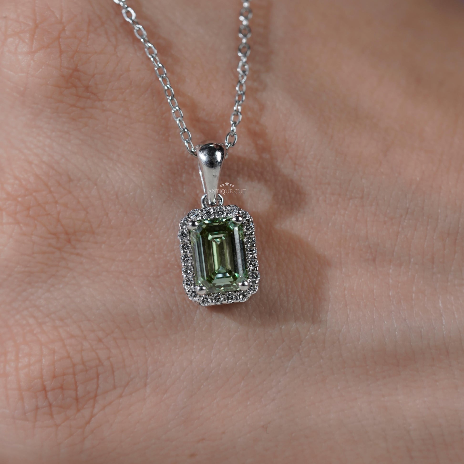 Sustainable lab grown diamond pendant