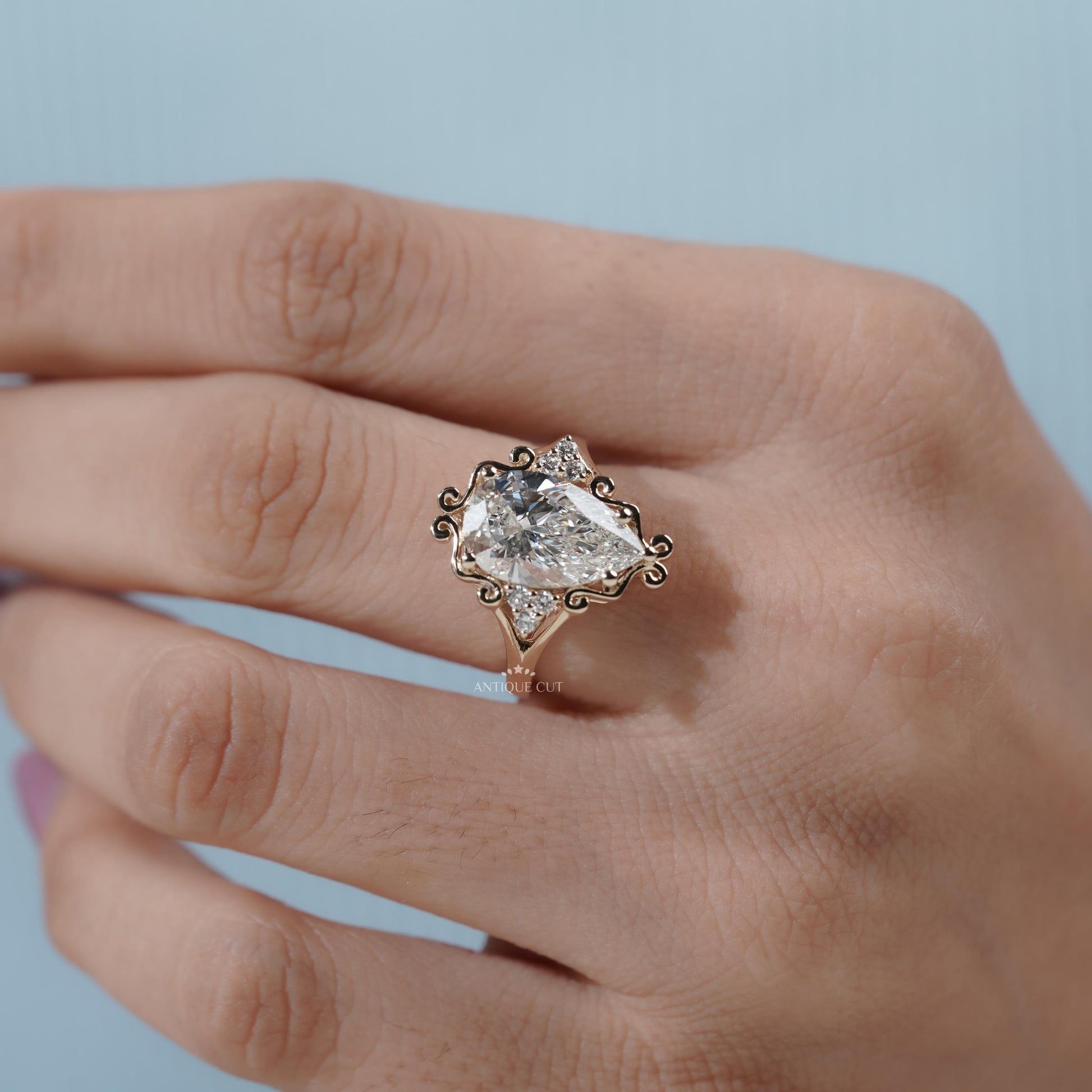 Premium vintage style pear cut diamond bridal ring