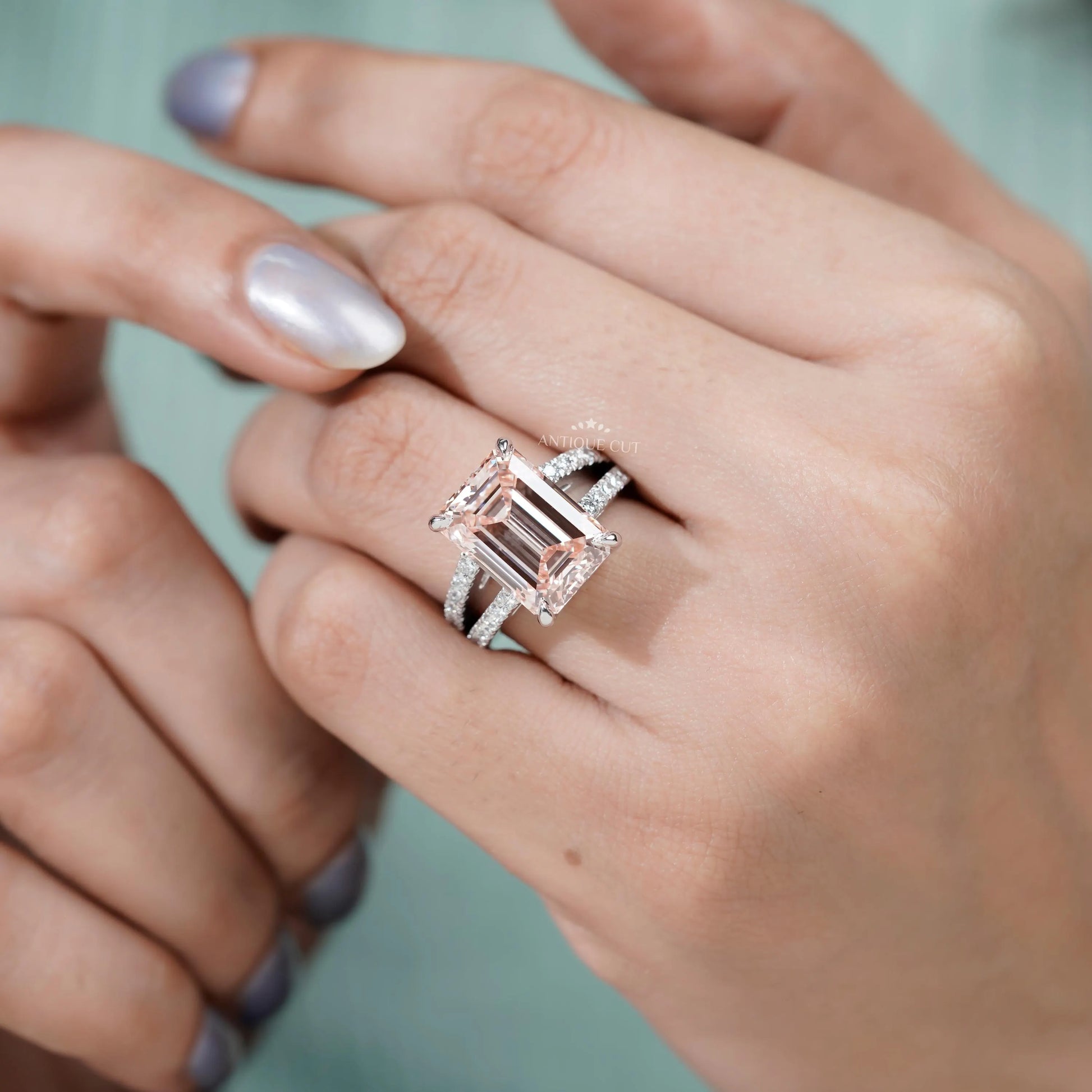 Luxury morganite diamond split shank ring