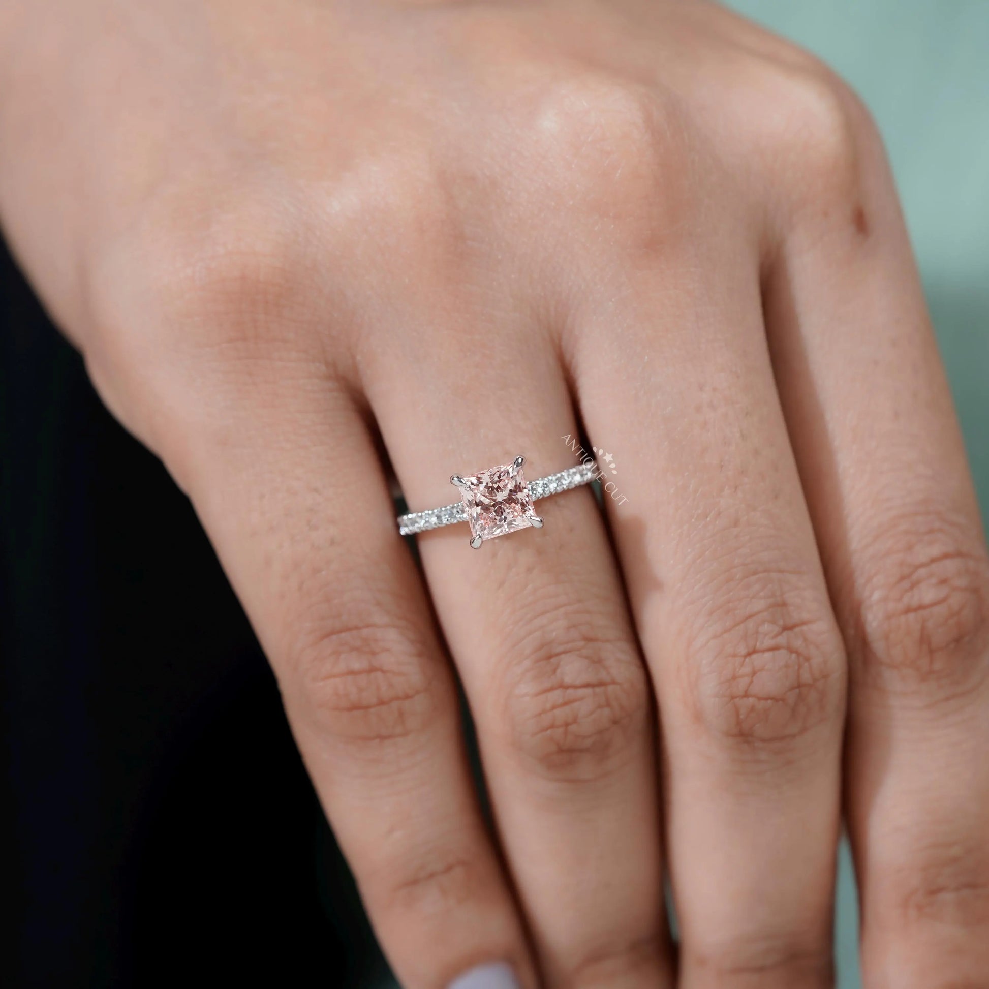 Sustainable lab grown princess diamond ring
