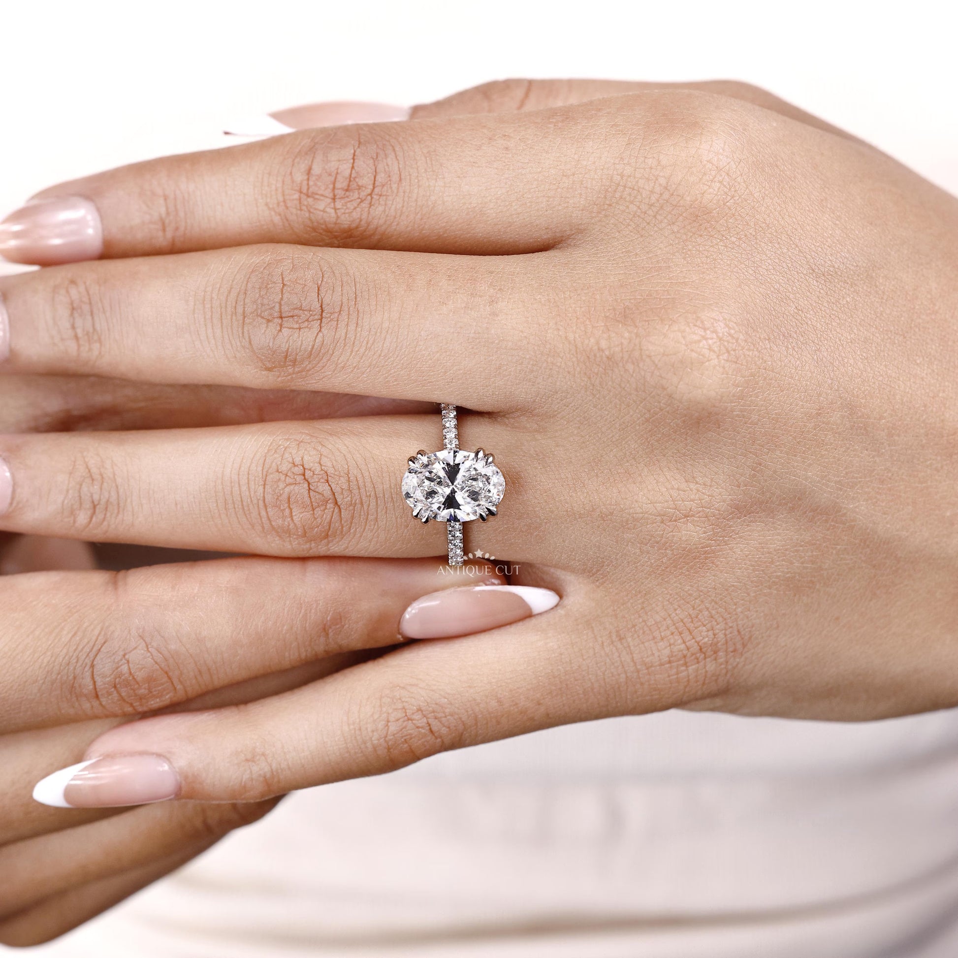 Elegant radiant cut diamond ring in white gold
