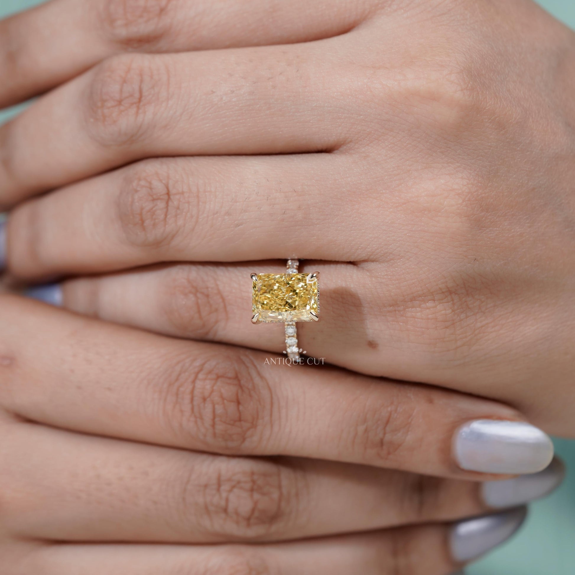 Sustainable lab grown yellow diamond ring