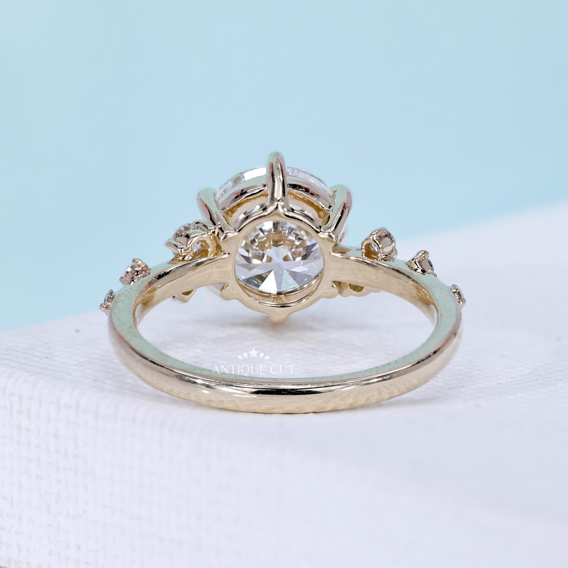 IGI certified round cut engagement ring