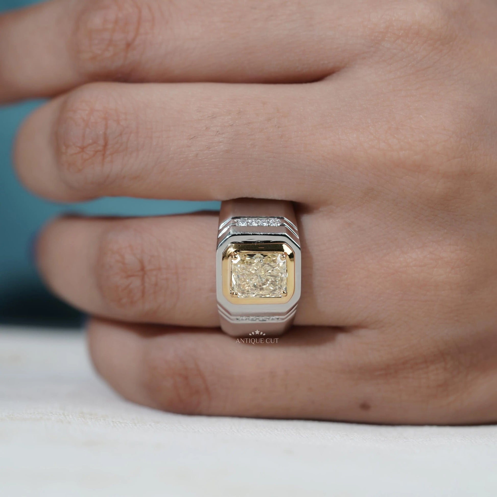 Elegant cushion cut diamond with wide band