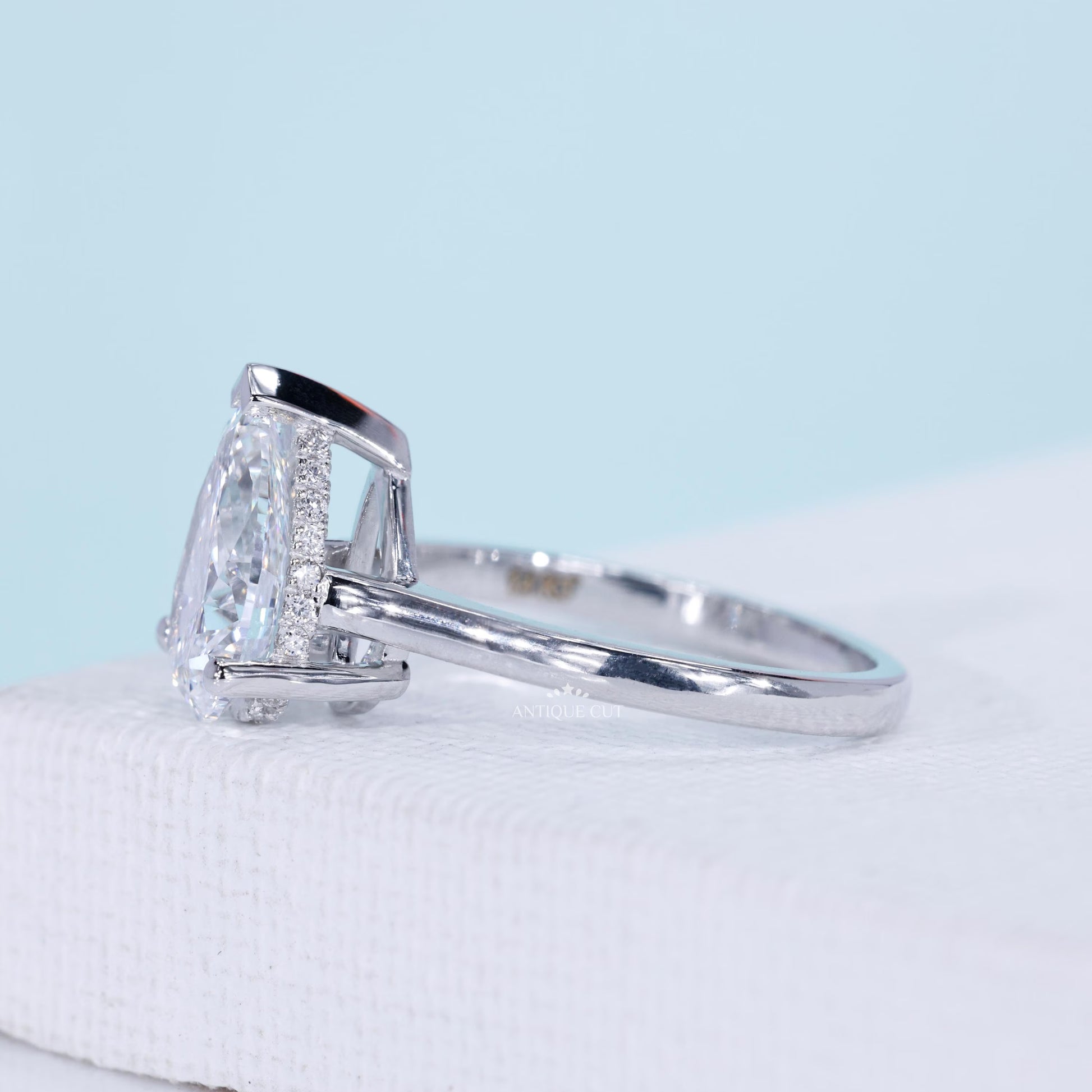 IGI certified pear cut lab grown diamond ring