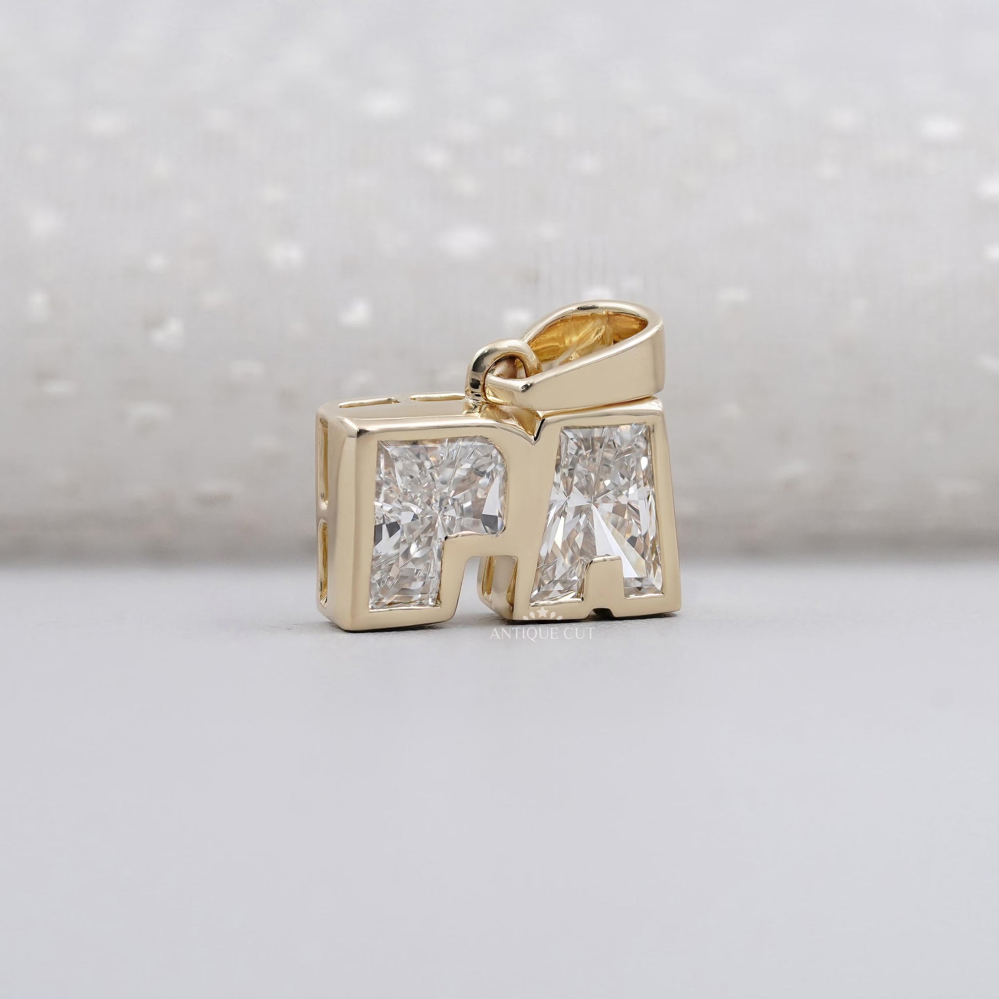 Custom letter diamond initial pendant necklace in yellow gold