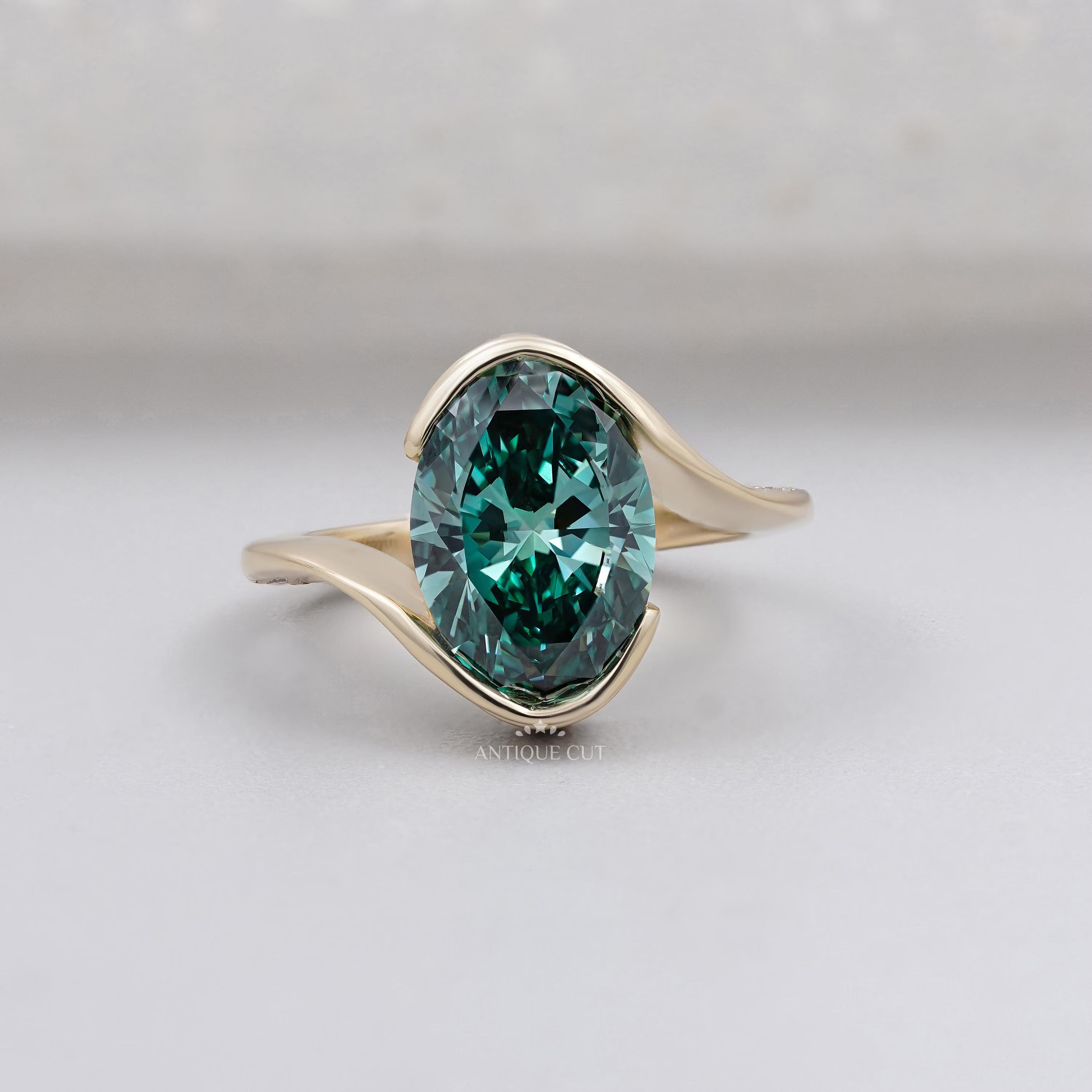 Lab grown diamond ring by Antiquecut