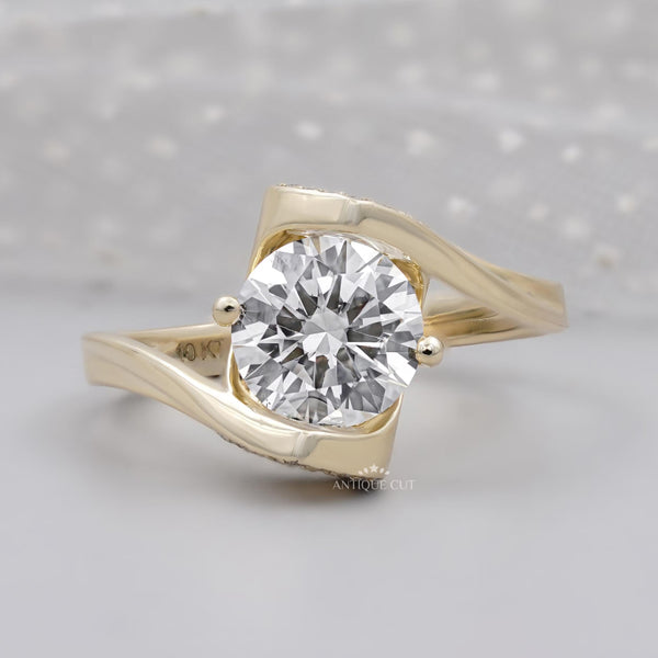 Antiquecut Engagement Rings