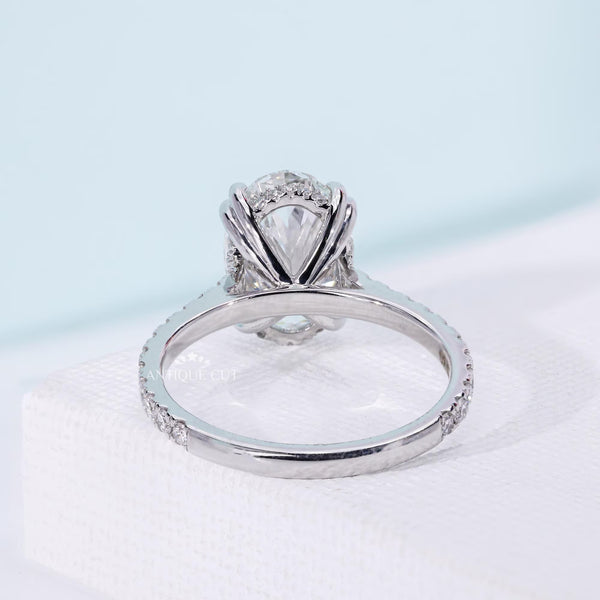 Alternate angle of Antiquecut diamond ring