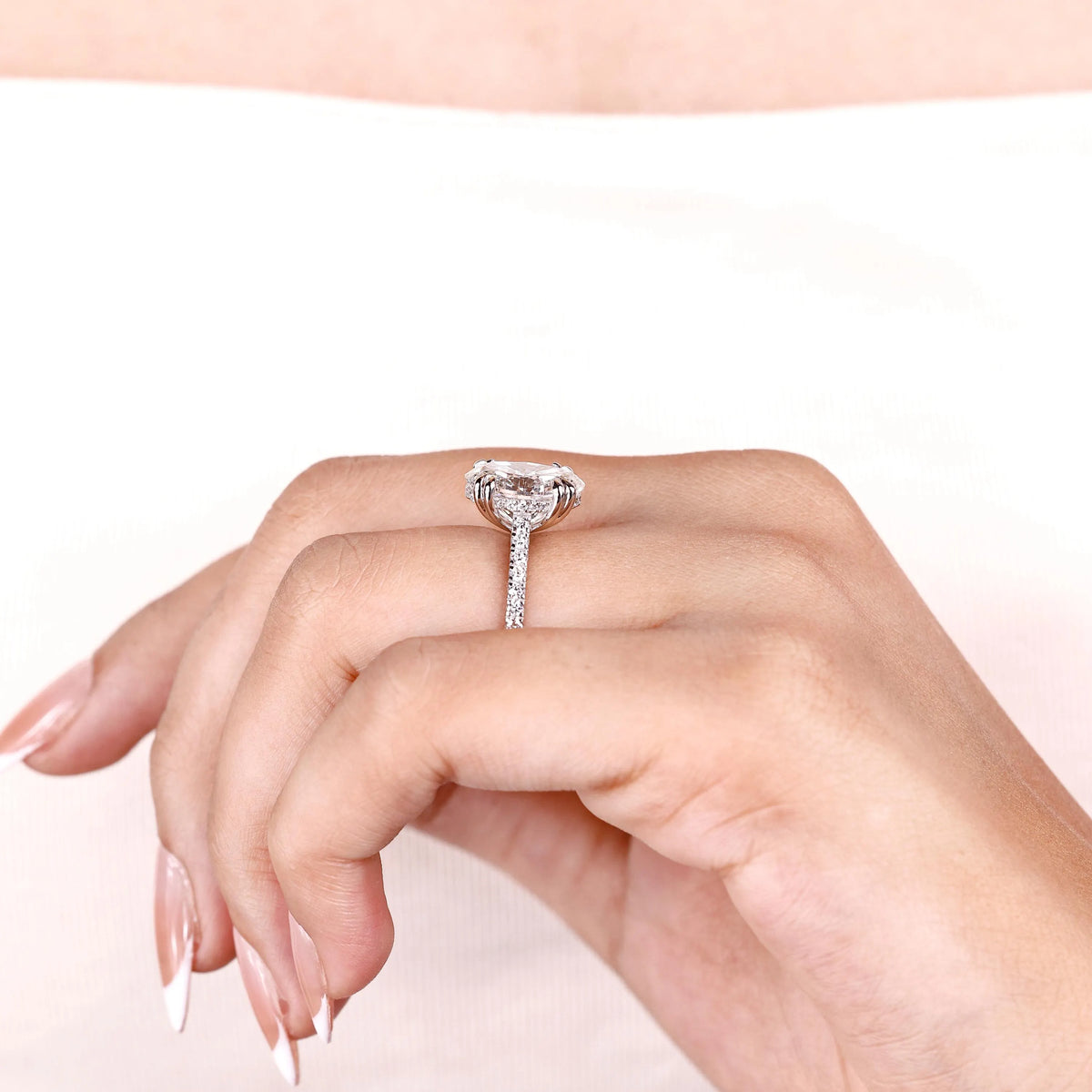 Antiquecut lab grown diamond ring with oval solitaire design
