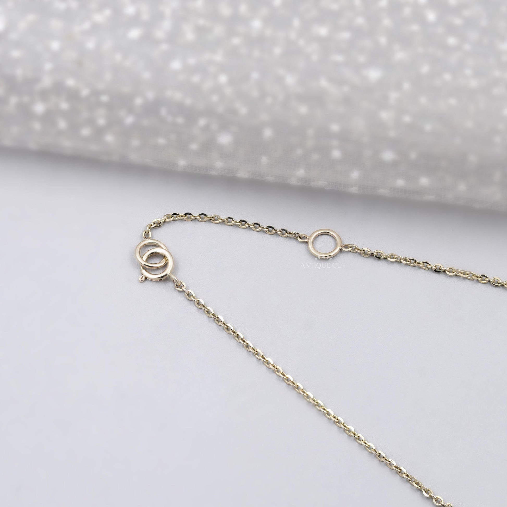 Cute animal shape diamond pendant yellow gold