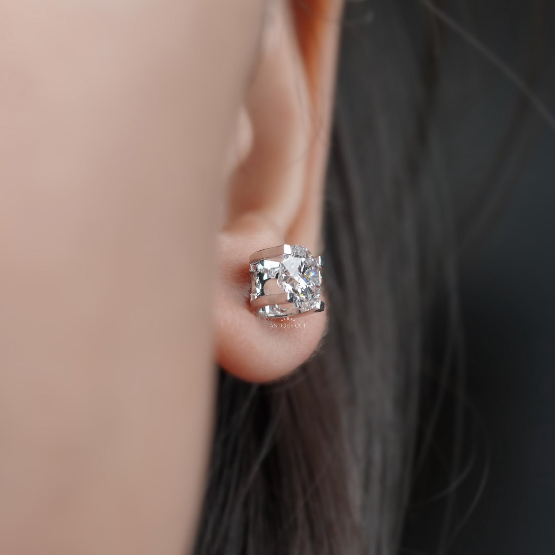 Round Diamond Stud Earring With 4 Prong Setting | white Gold | IGI Certified