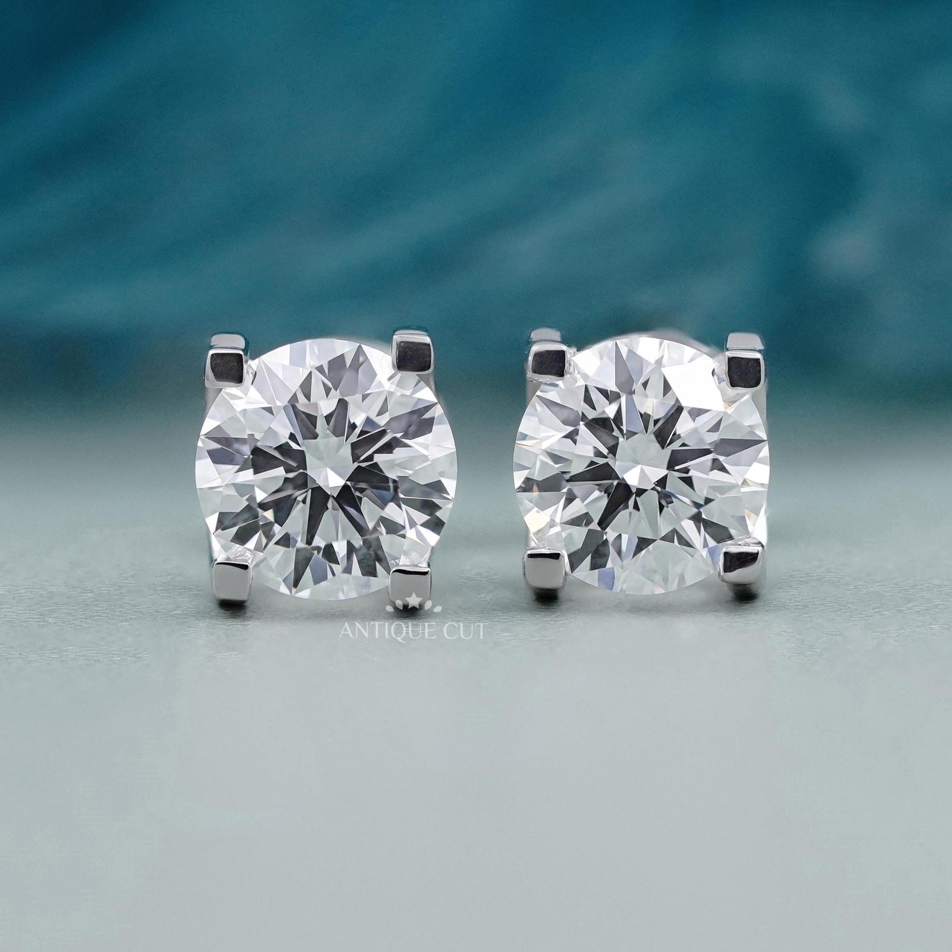 Round Diamond Stud Earring With 4 Prong Setting | white Gold | IGI Certified
