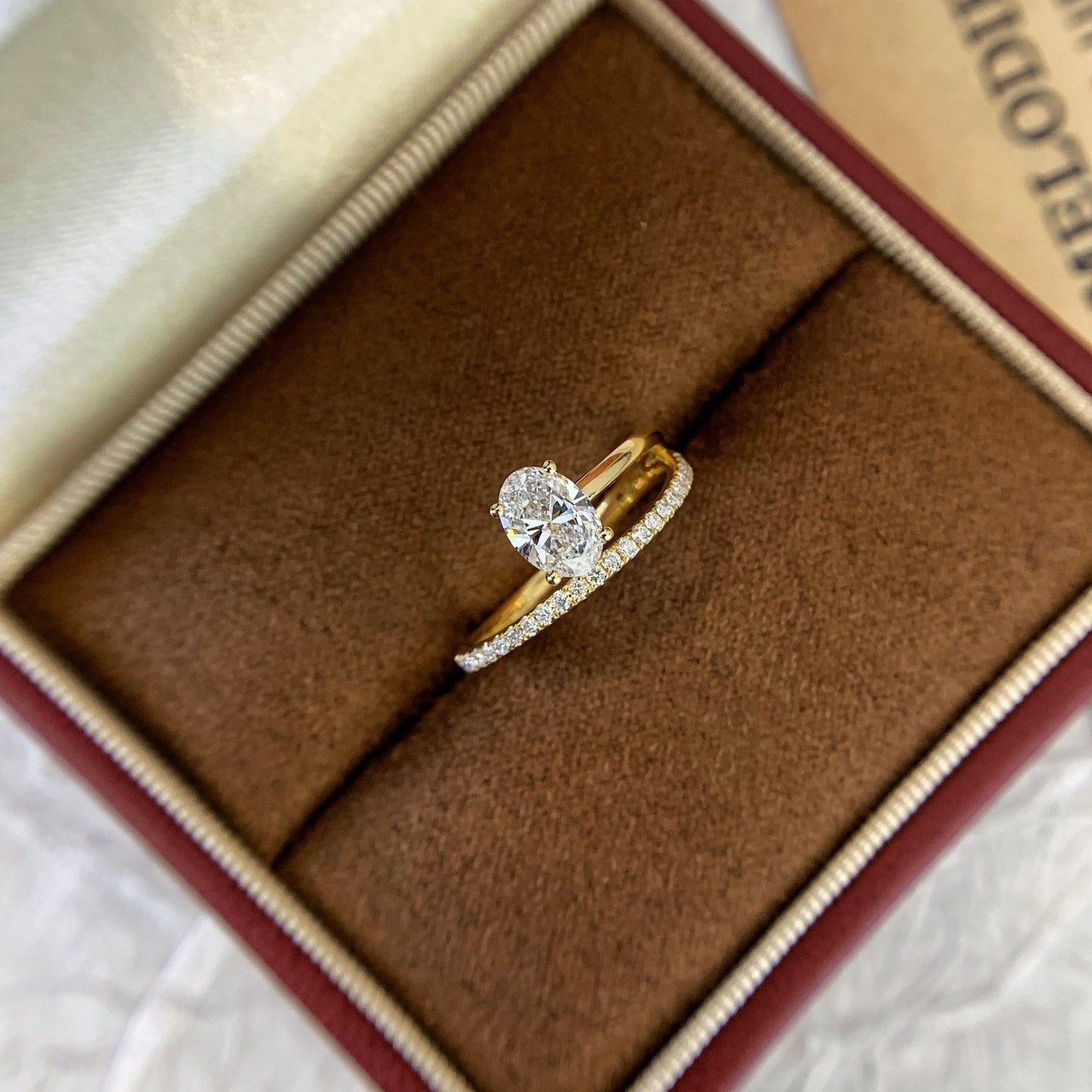 Oval 1.60tcw Lab Grown Diamond Wrap Band Engagement Ring, D-E-F Color, VVS-VS Clarity - IGI Certified