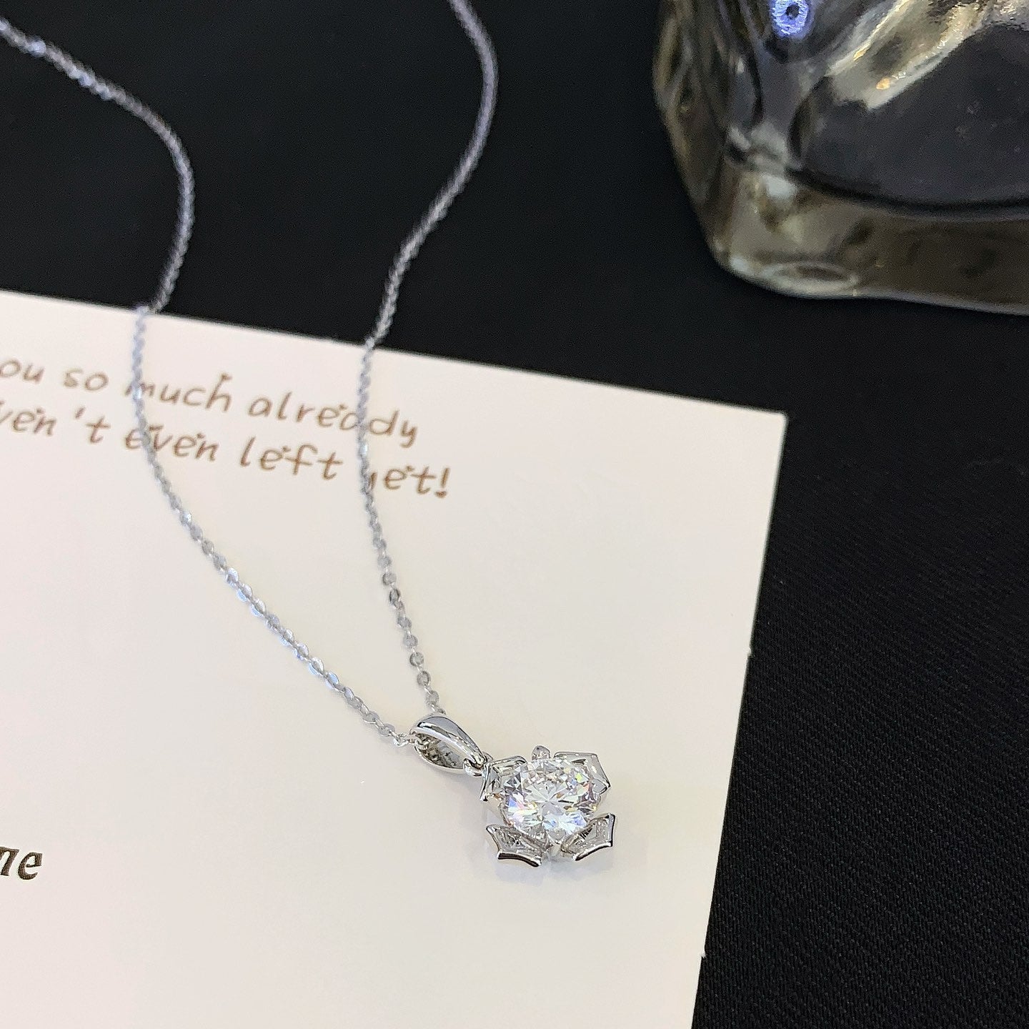 Round 1.00ct Lab Grown Diamond Floral Style Pendant Necklace, D-E-F Color, VVS-VS Clarity - IGI Certified Necklace