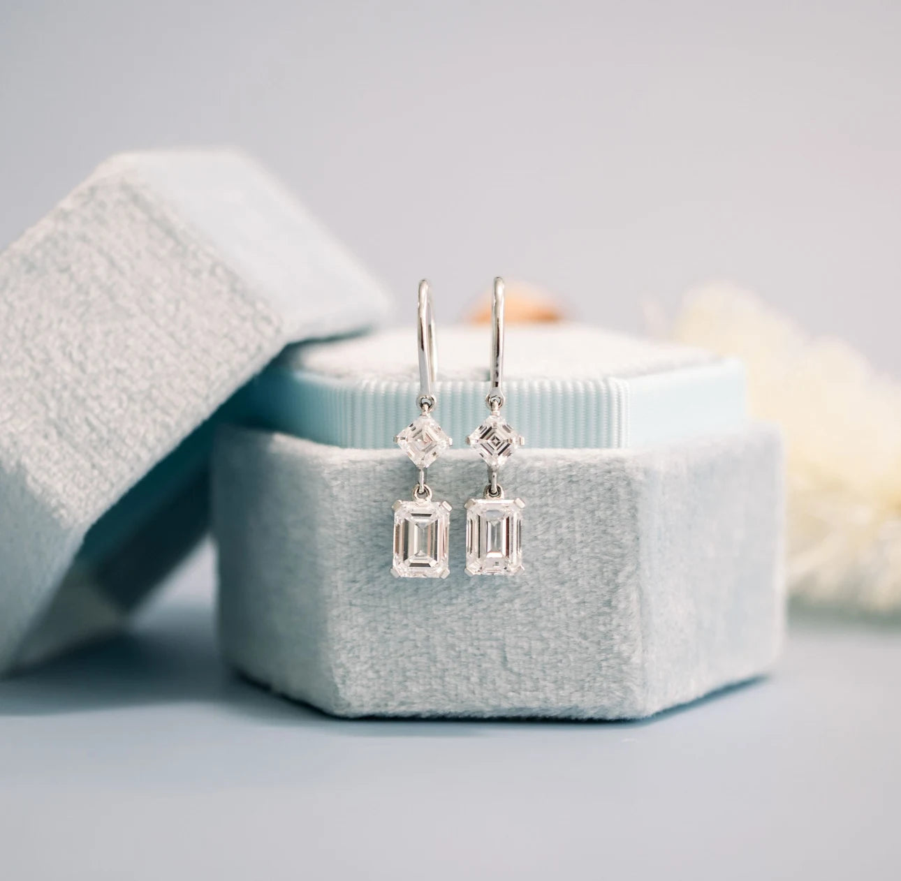 #Color_White Gold