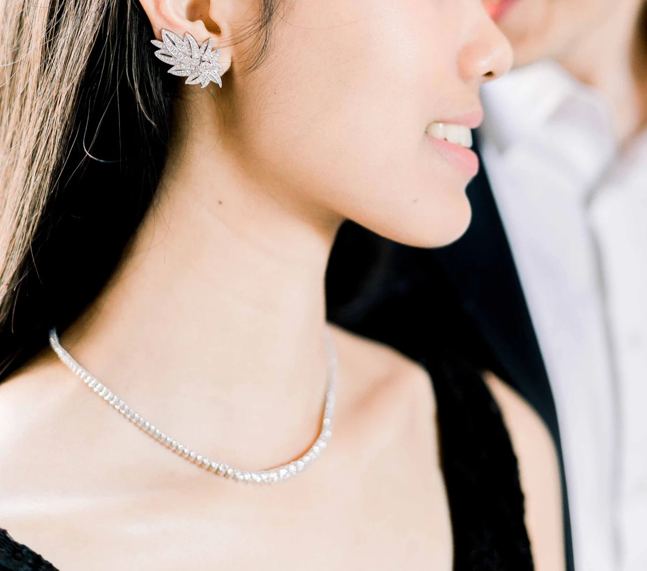 #Color_White Gold