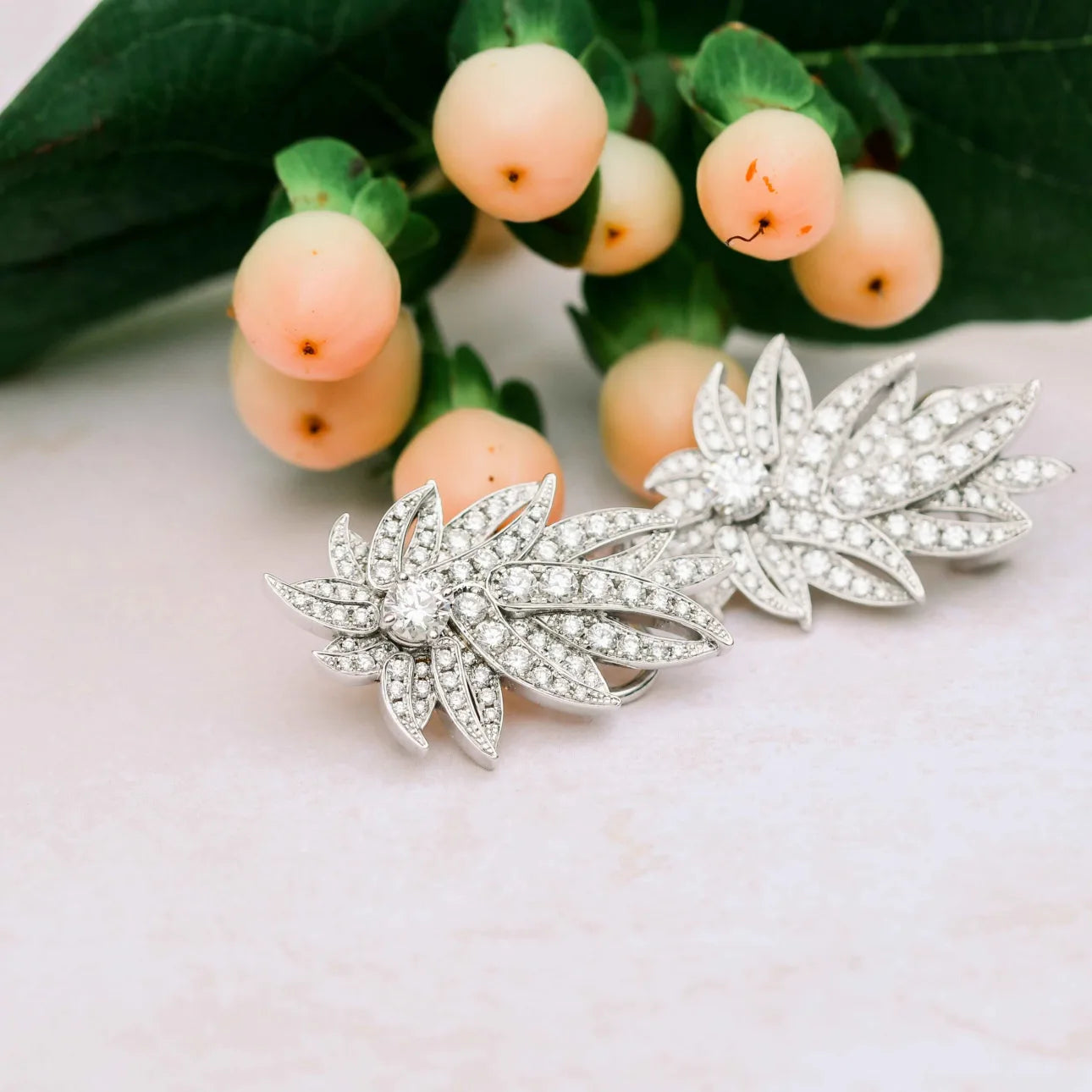 #Color_White Gold