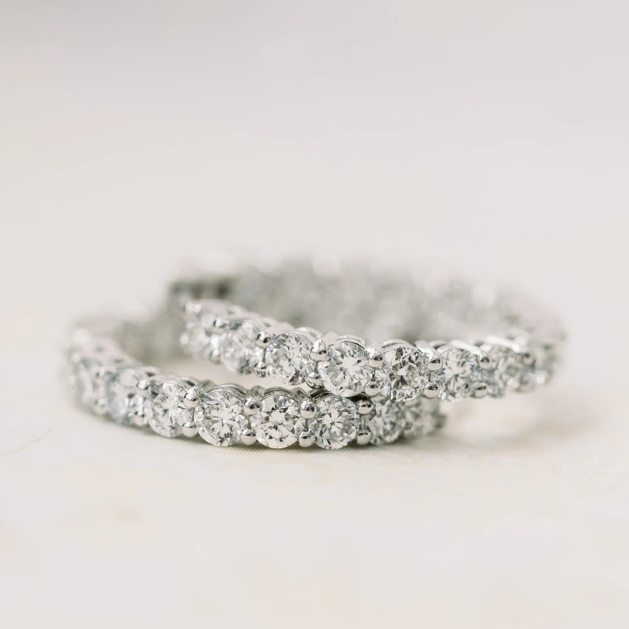 #Color_White Gold